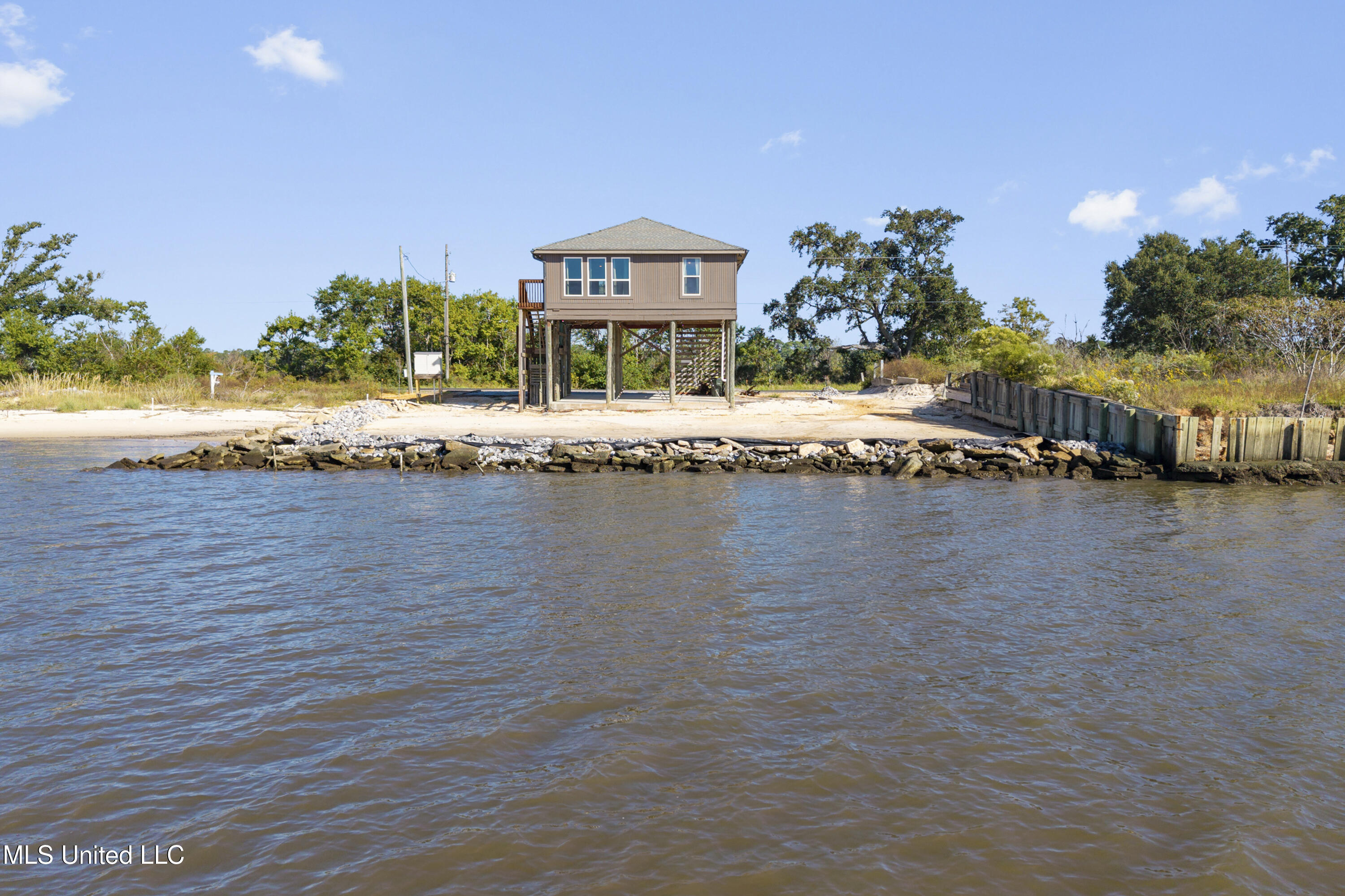 6509 Belle Fontaine Drive