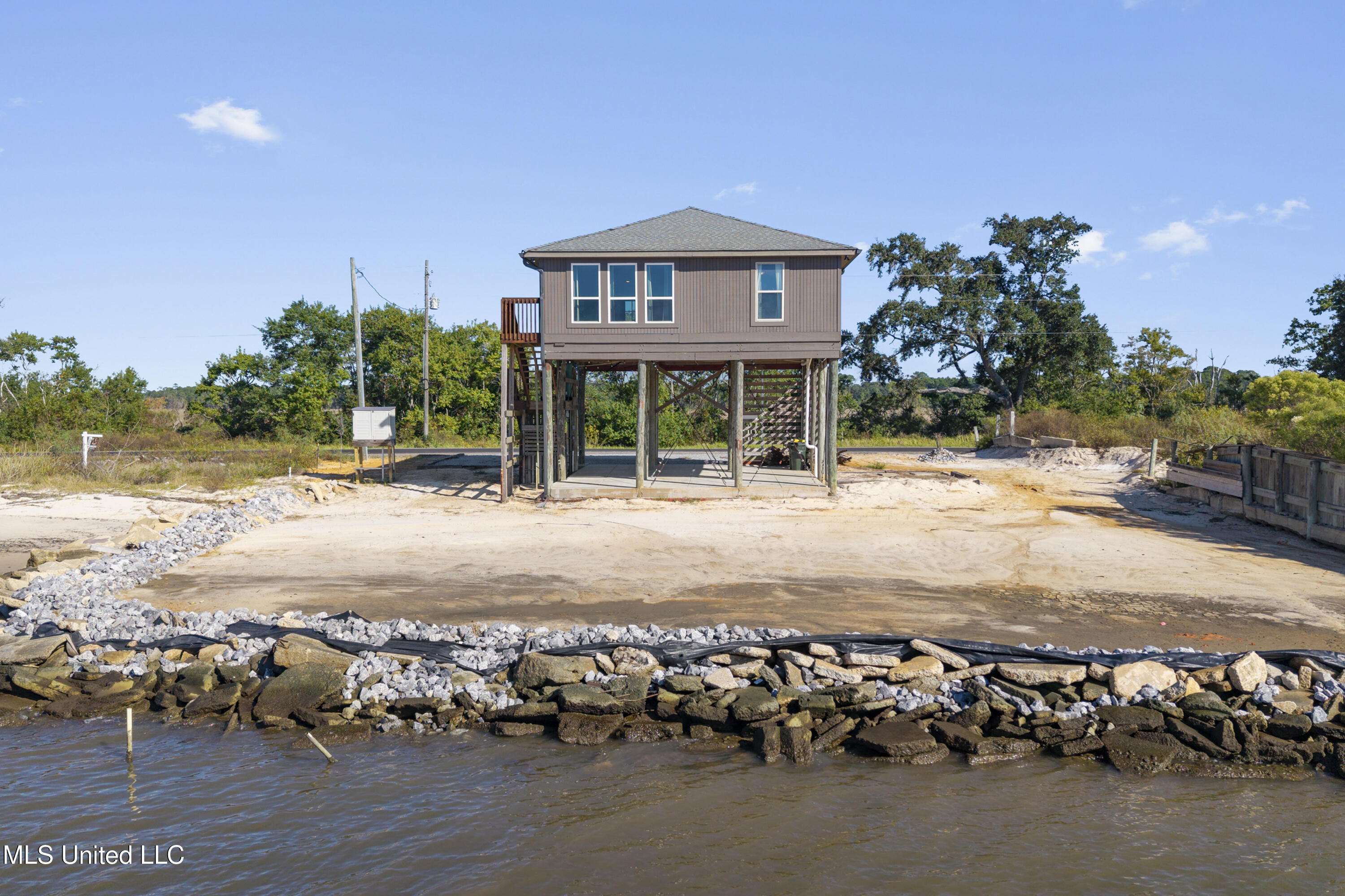 6509 Belle Fontaine Drive