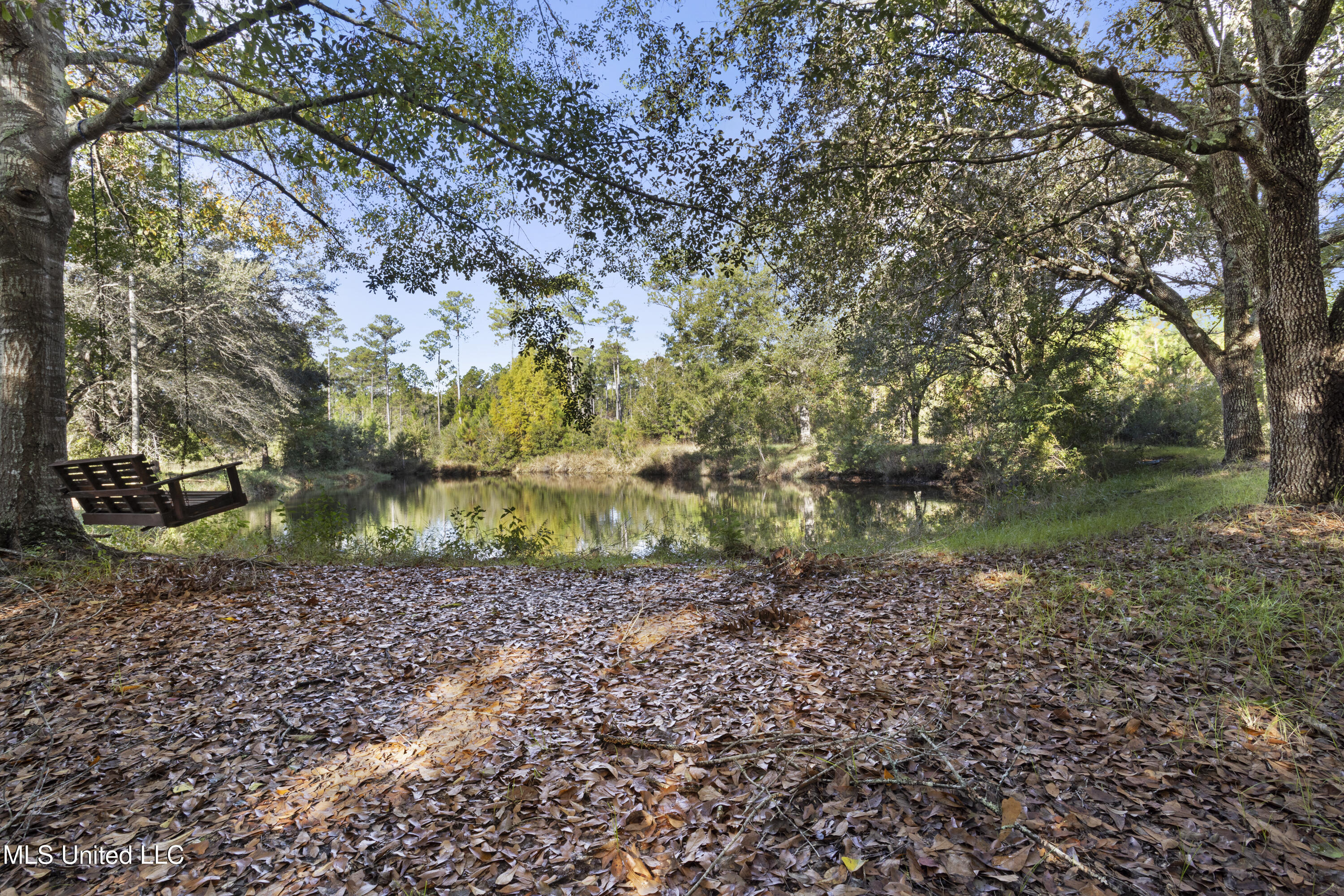 16603 W Lake Drive