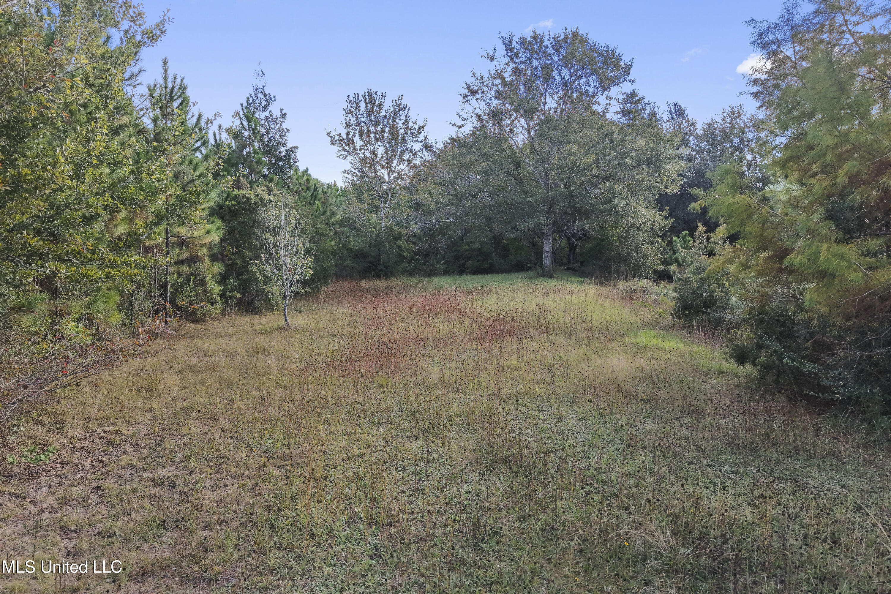 16603 W Lake Drive