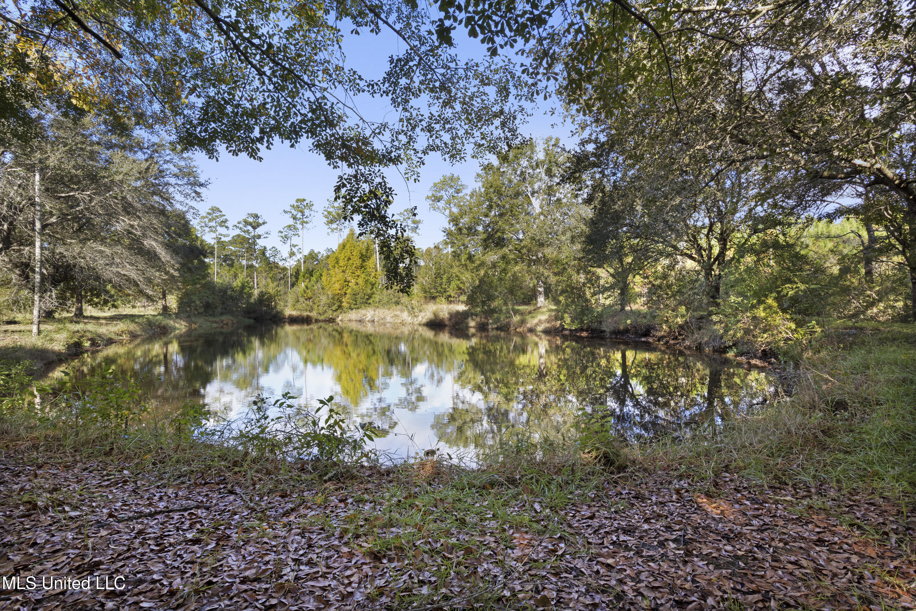 16603 W Lake Drive