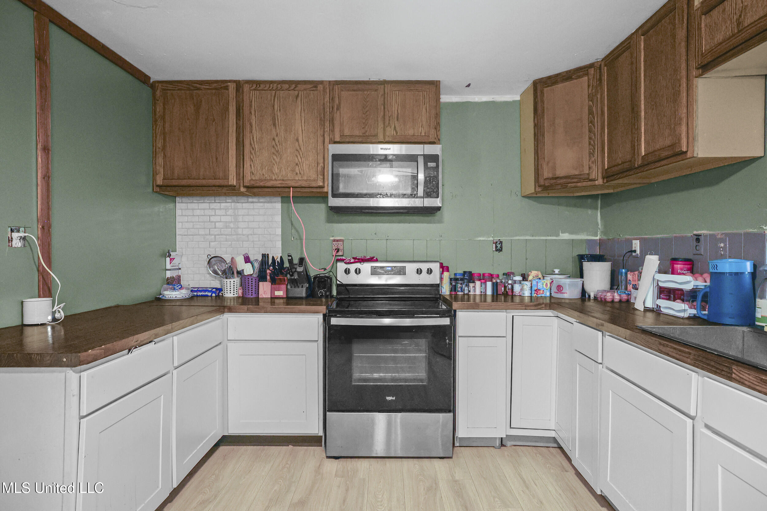 2200 Inabinette Road