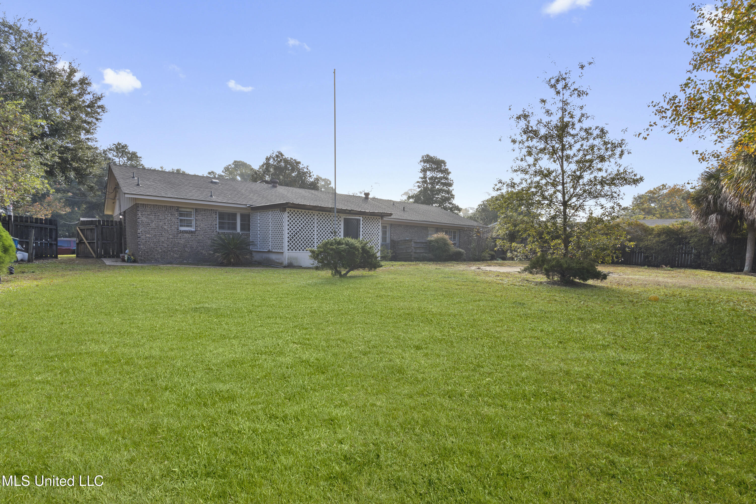 1513 Woodhaven Street