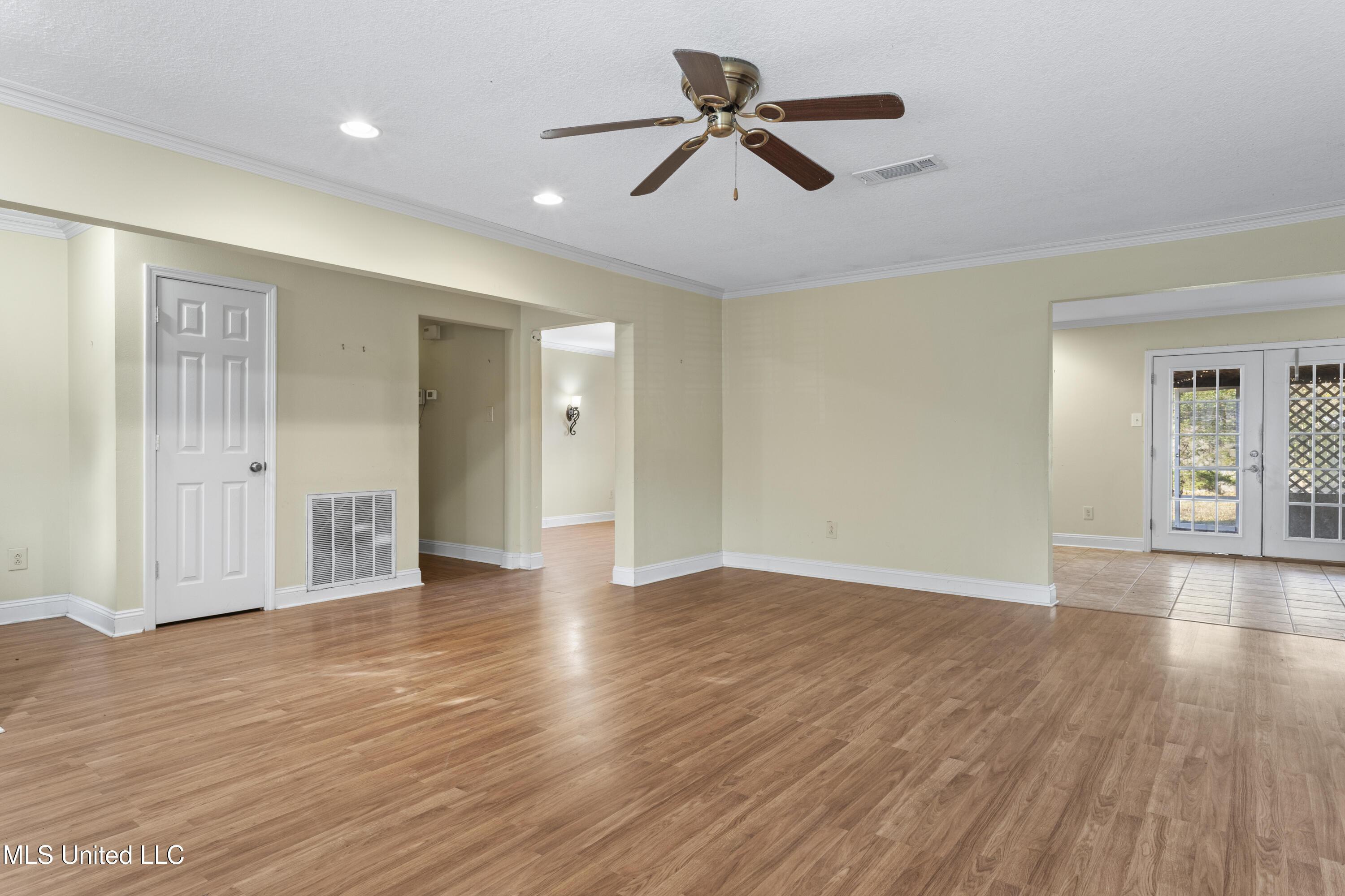 1513 Woodhaven Street