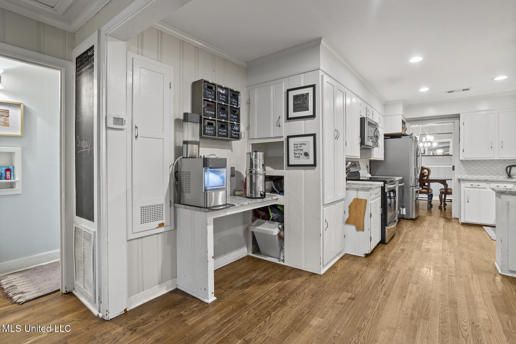 3726 Greenwich Street
