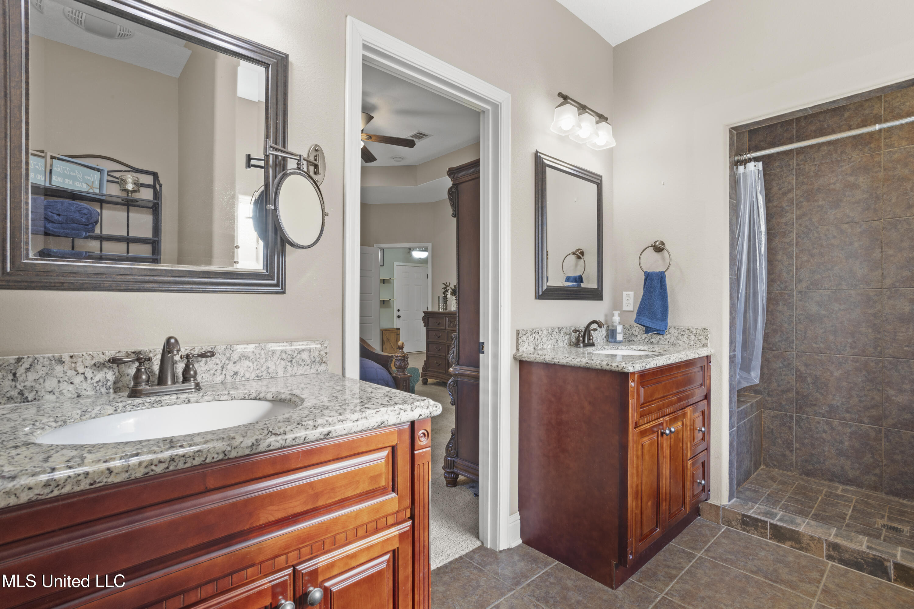 1716 Perdido Boulevard