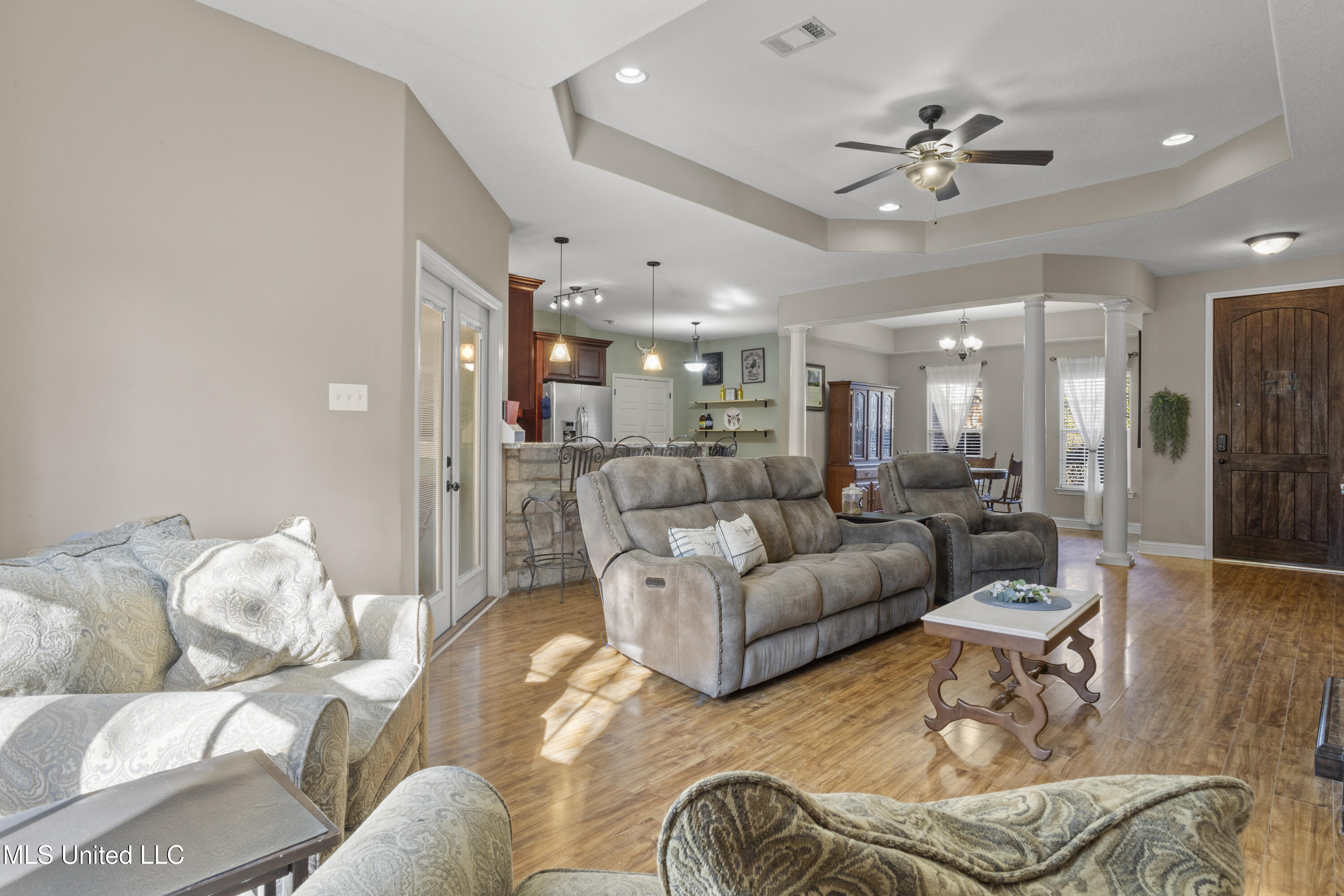 1716 Perdido Boulevard