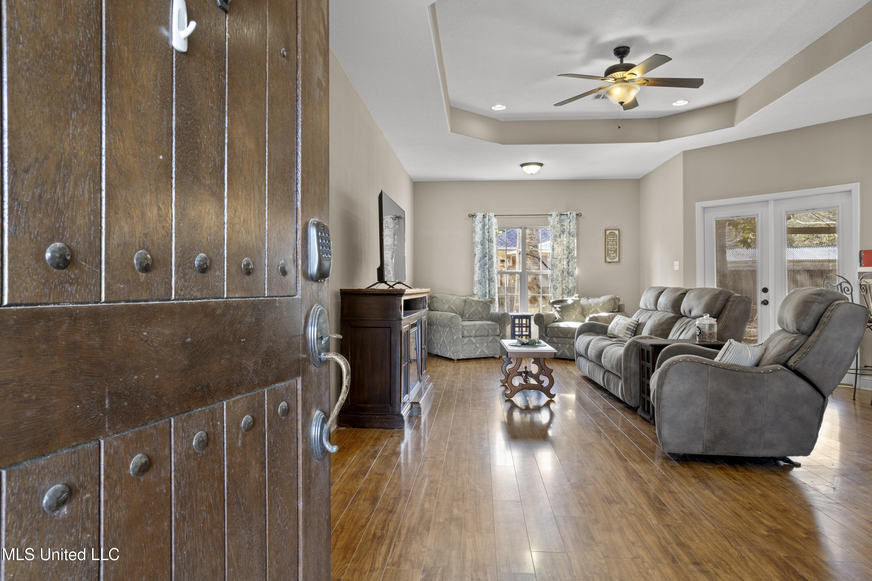 1716 Perdido Boulevard