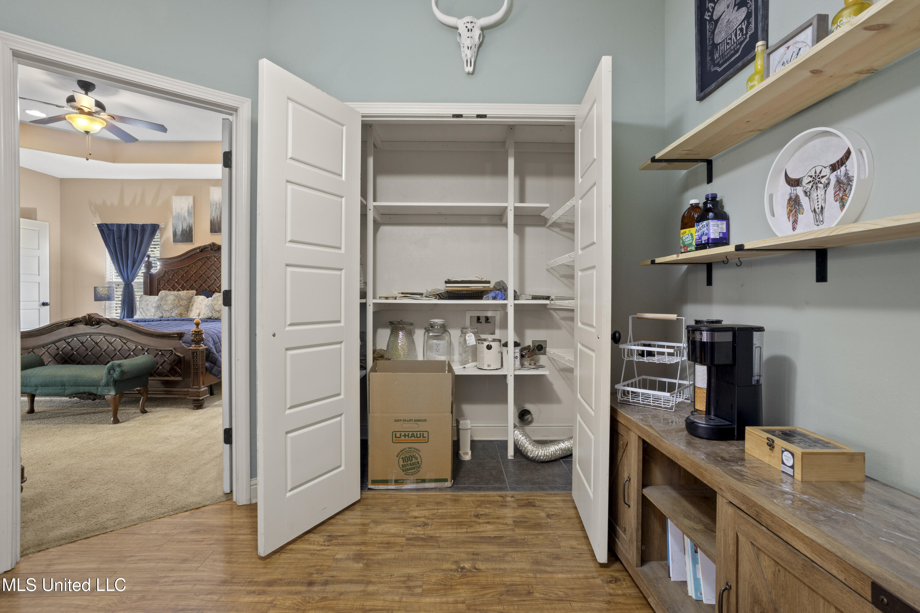 1716 Perdido Boulevard