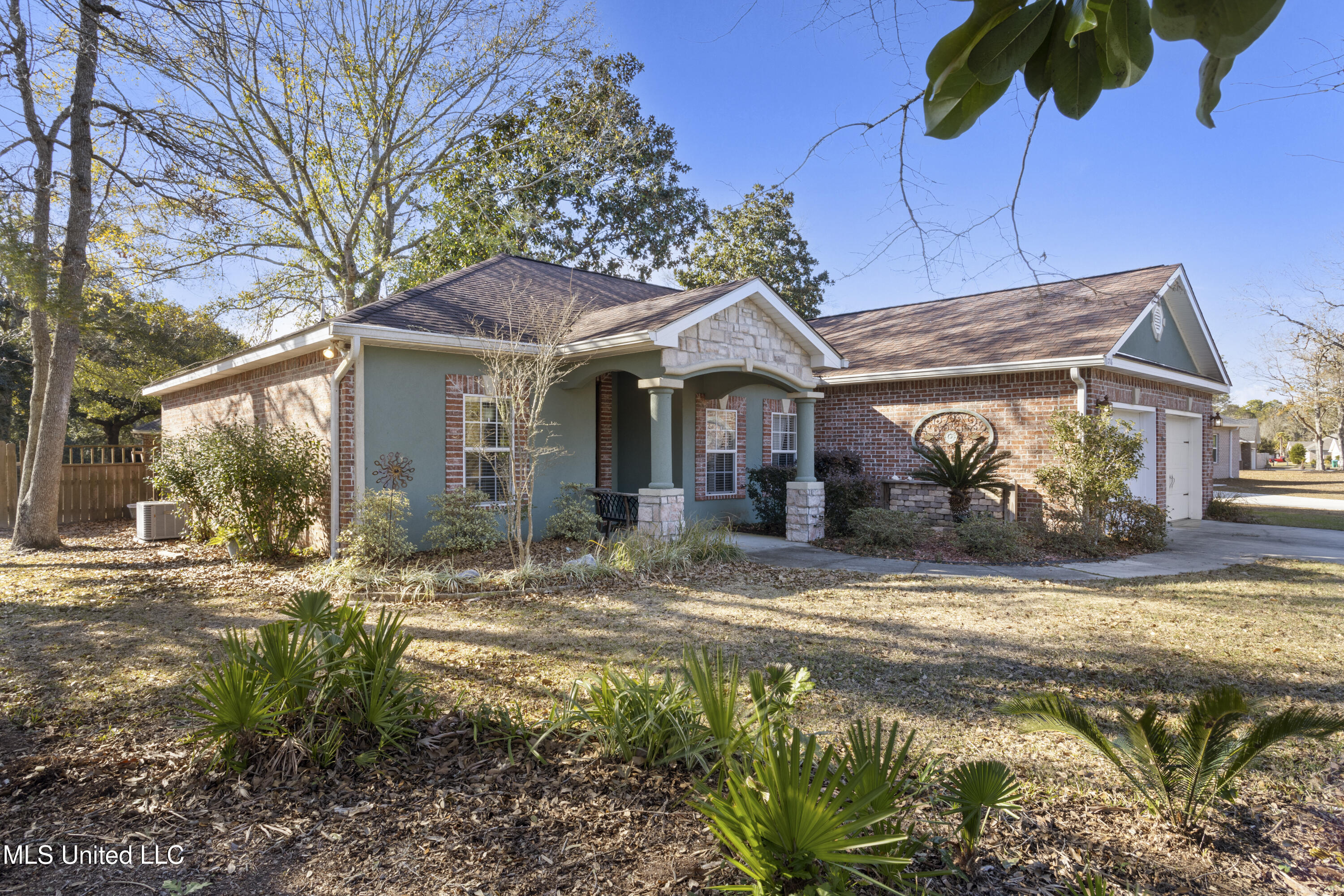 1716 Perdido Boulevard