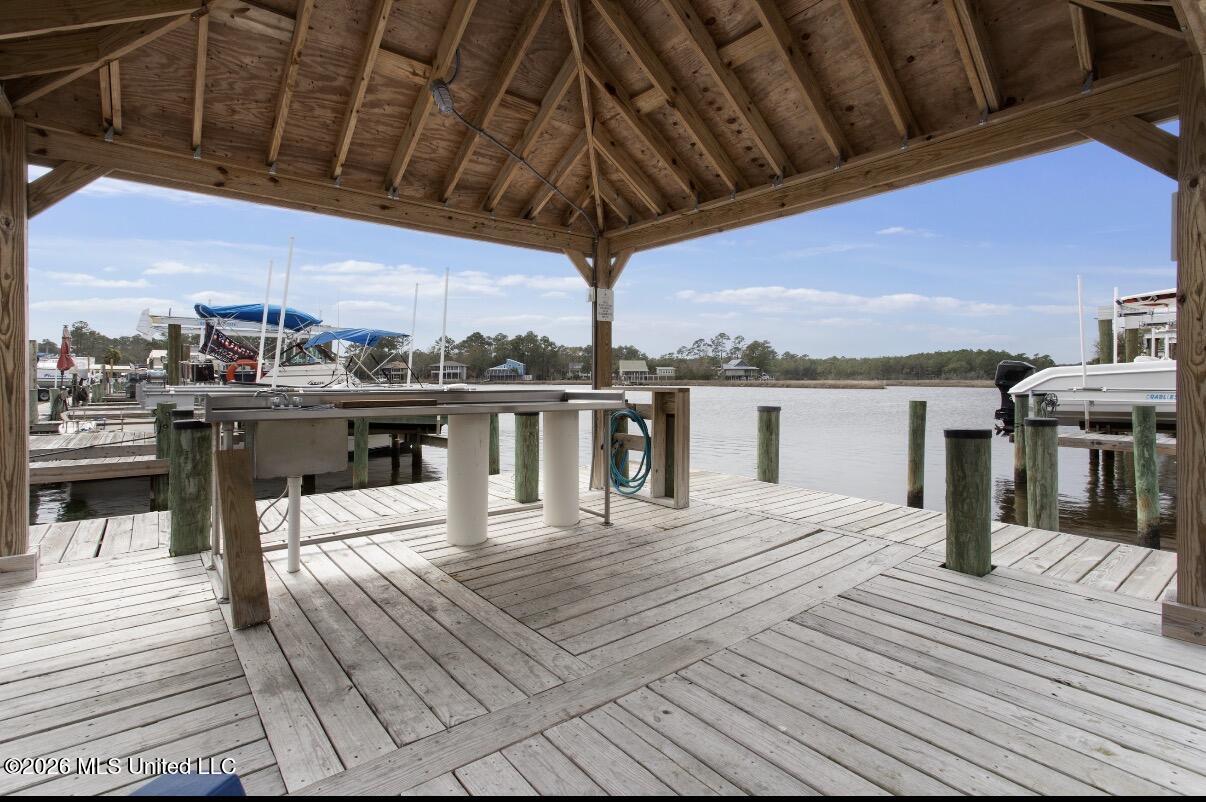 2421 Beachview Drive, G2