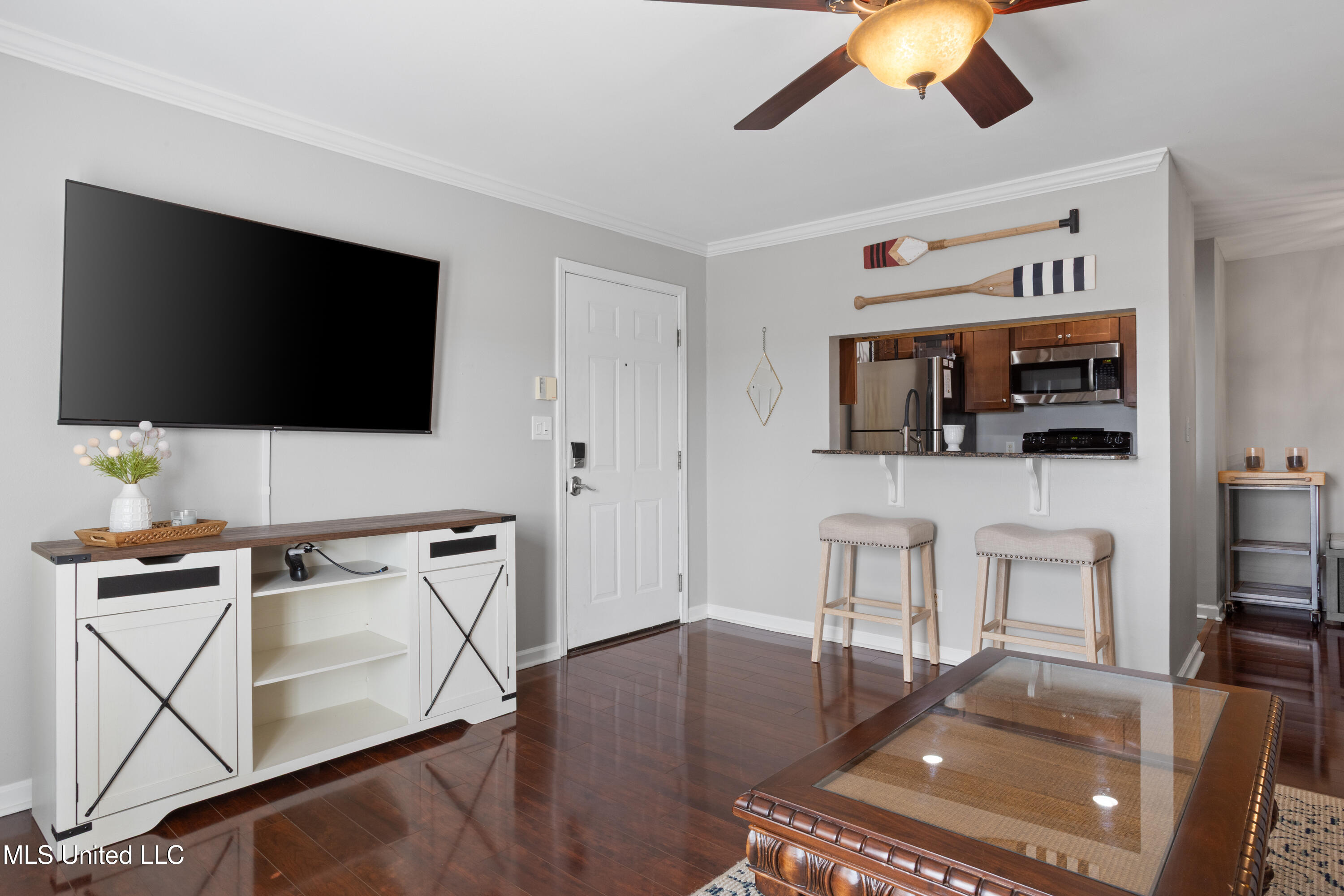 2421 Beachview Drive, G2