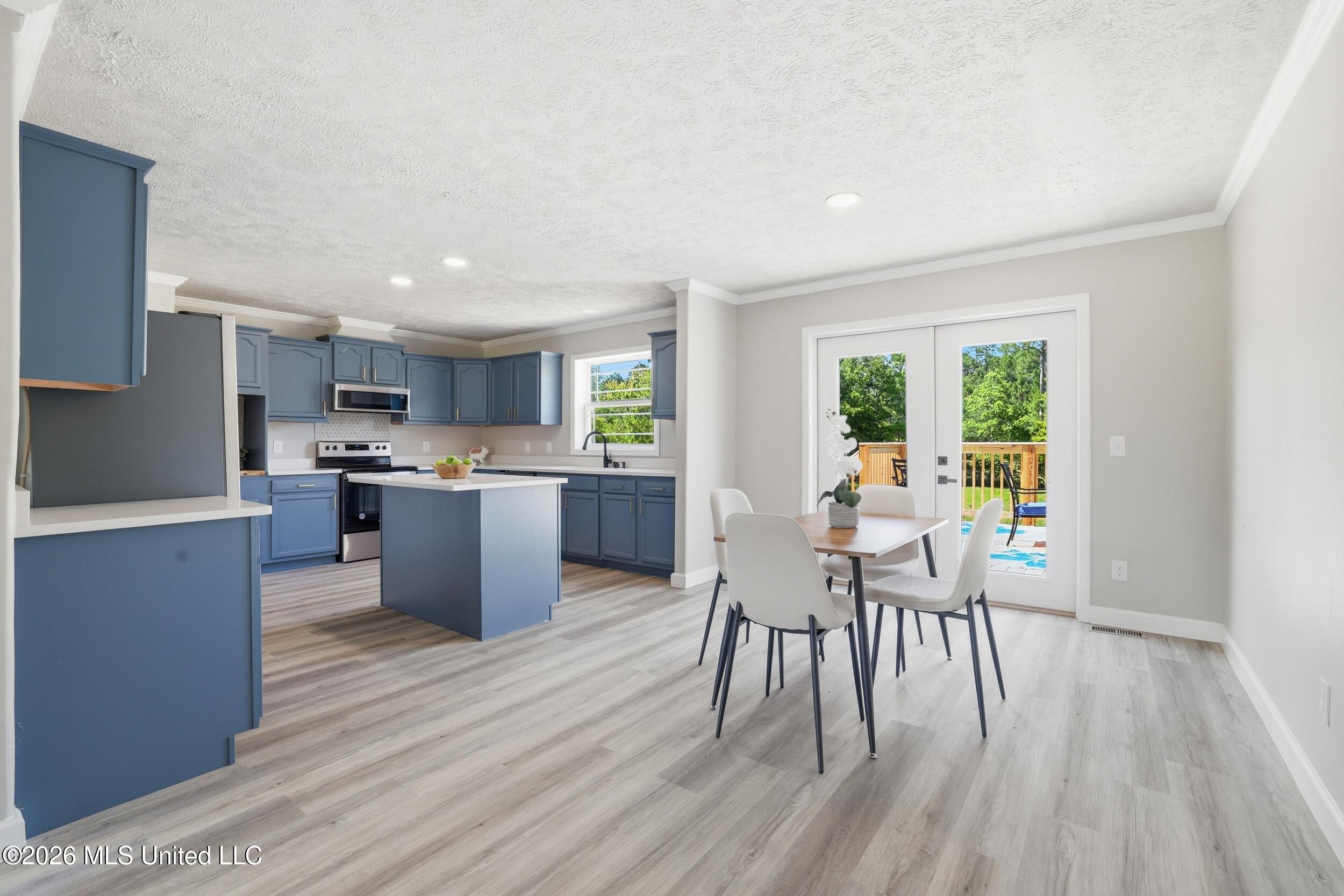 11604 Fox Ridge Drive