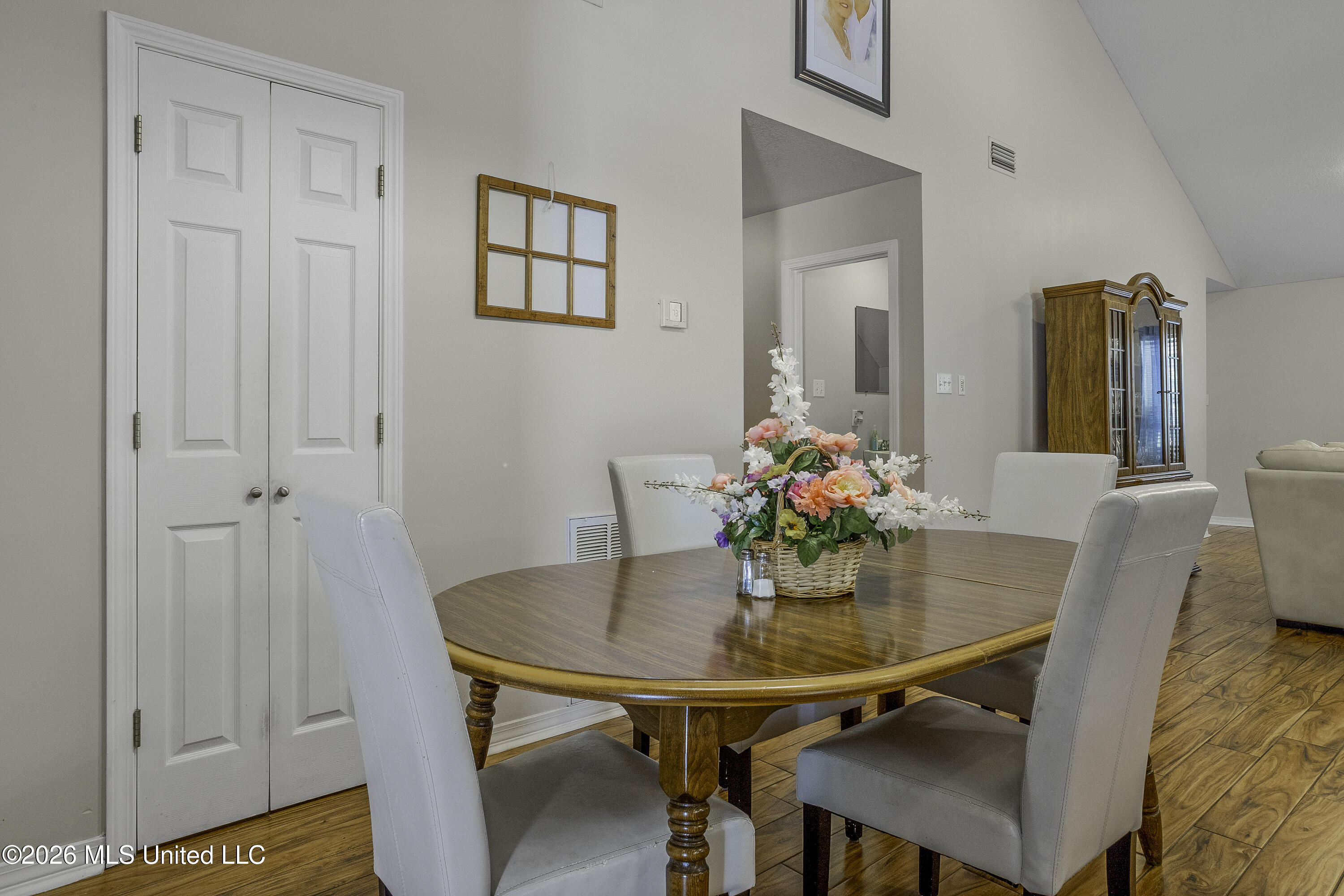 5424 Dogwood Drive