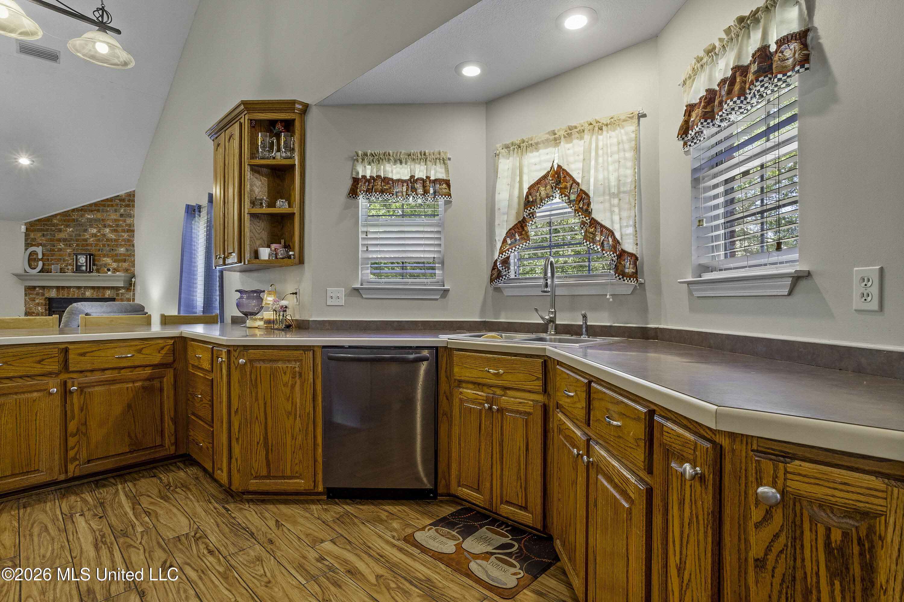 5424 Dogwood Drive