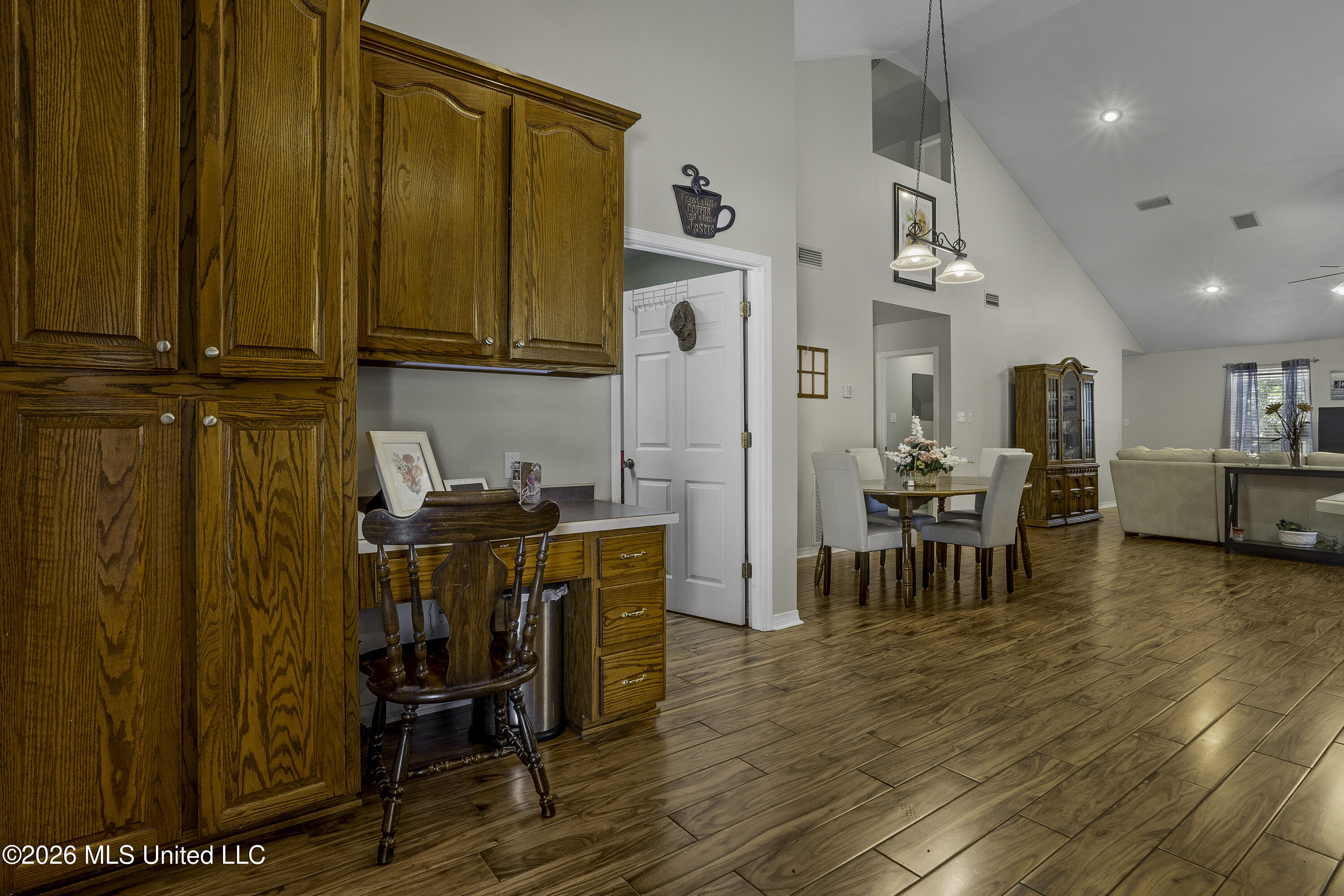 5424 Dogwood Drive