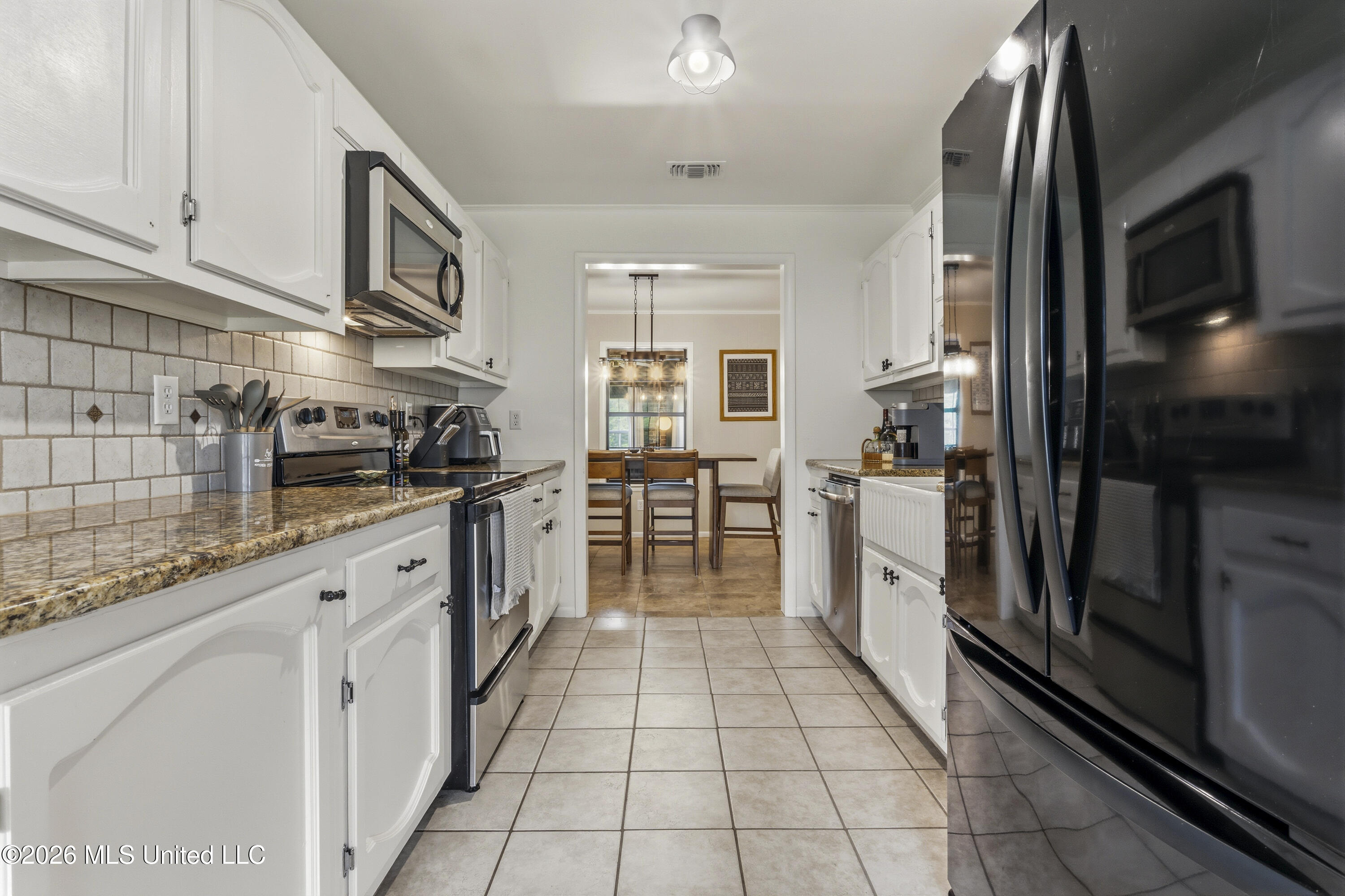 11208 Hillside Hollow Road