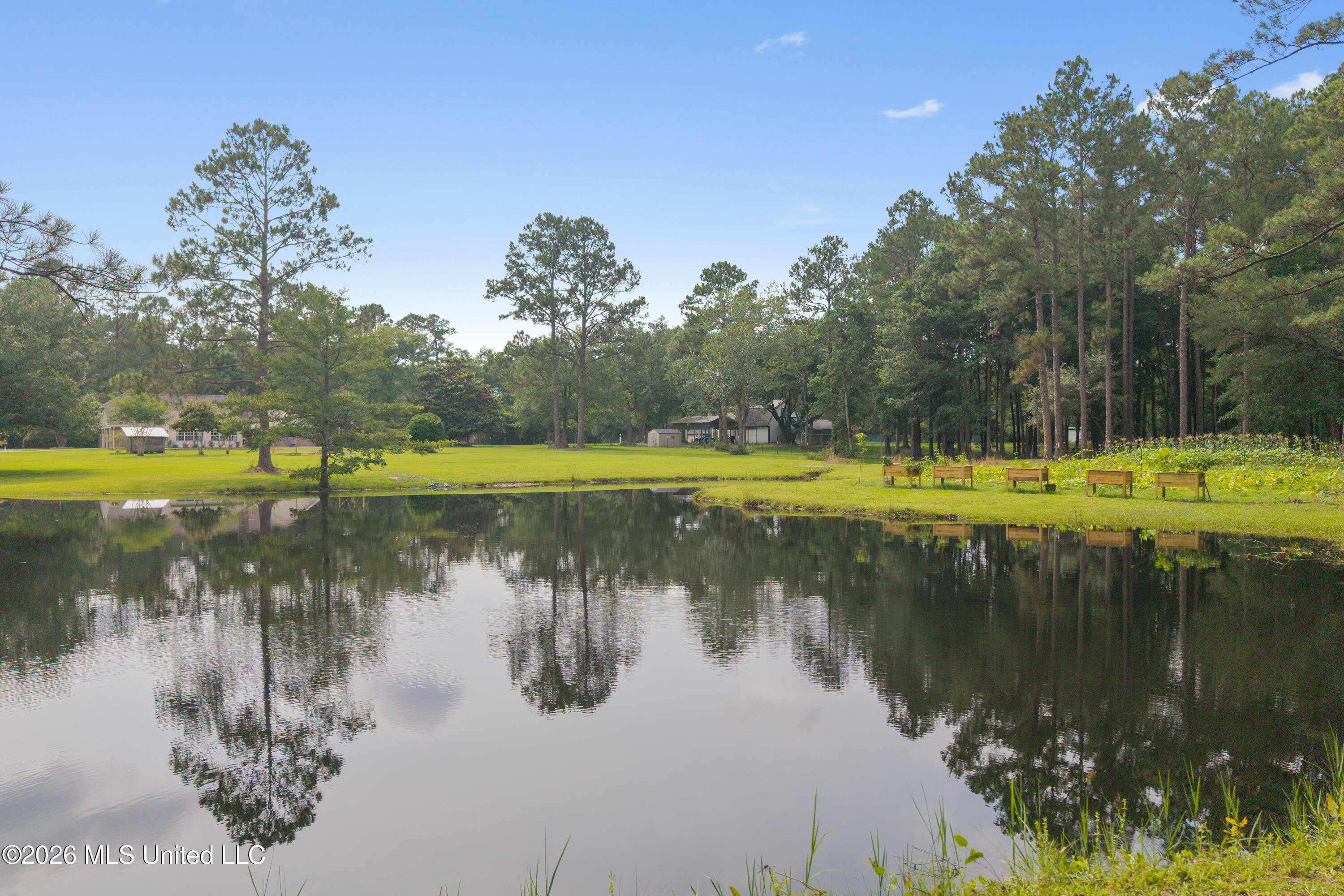 11208 Hillside Hollow Road