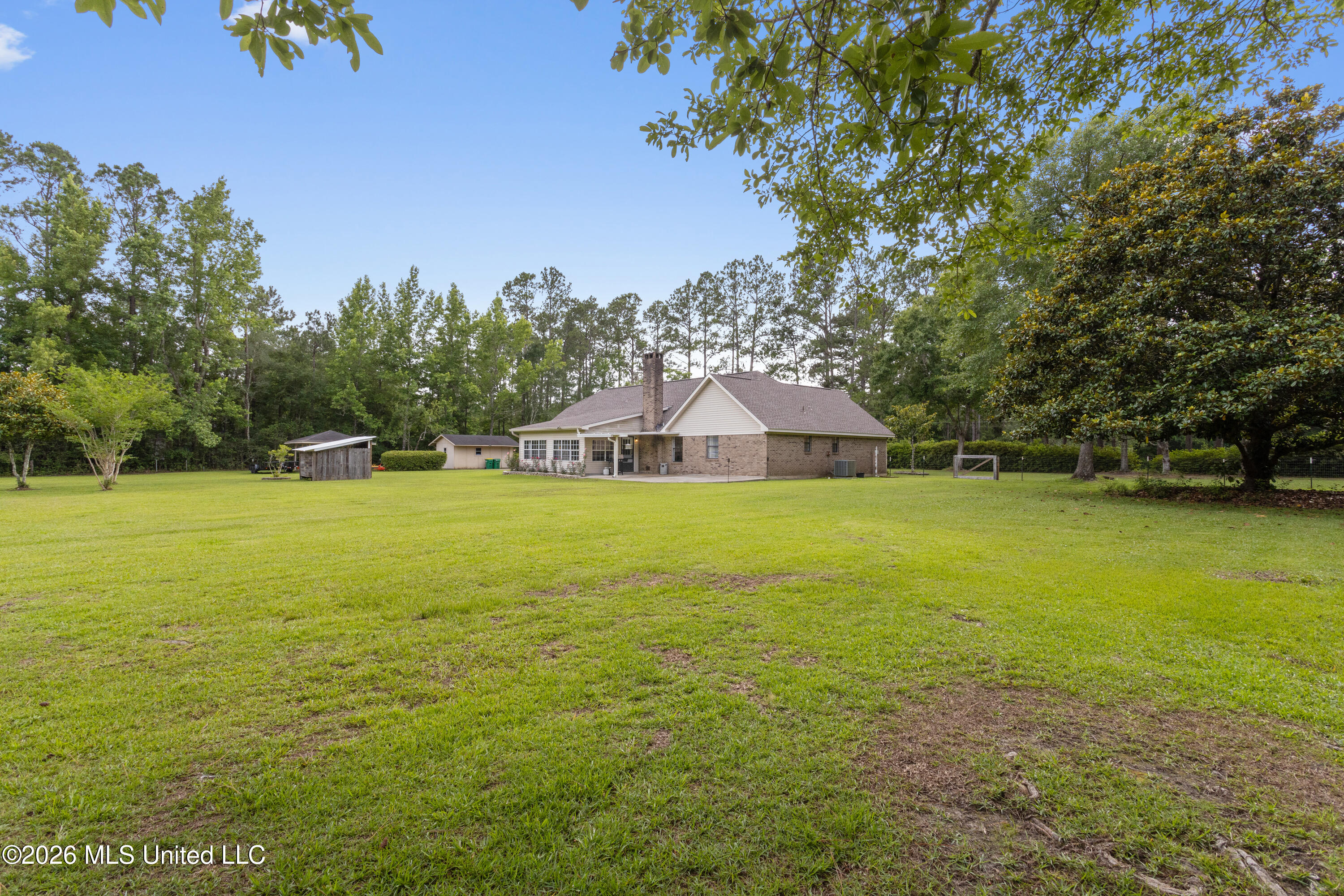 11208 Hillside Hollow Road