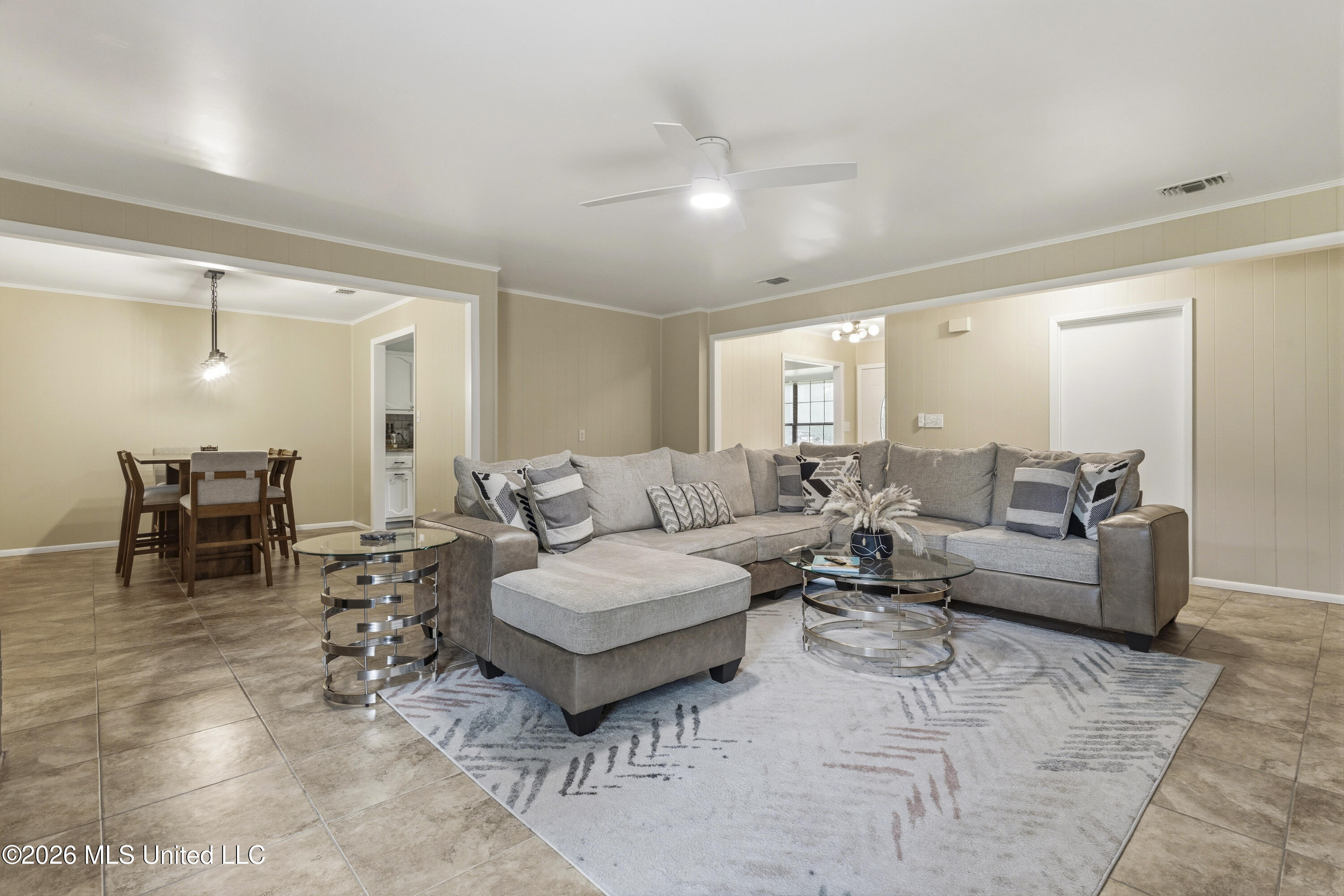 11208 Hillside Hollow Road