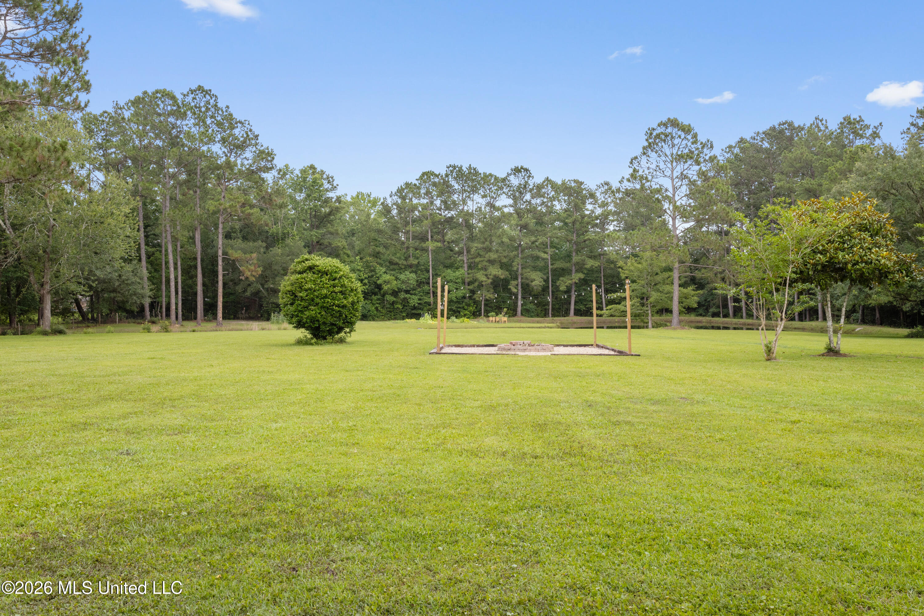 11208 Hillside Hollow Road