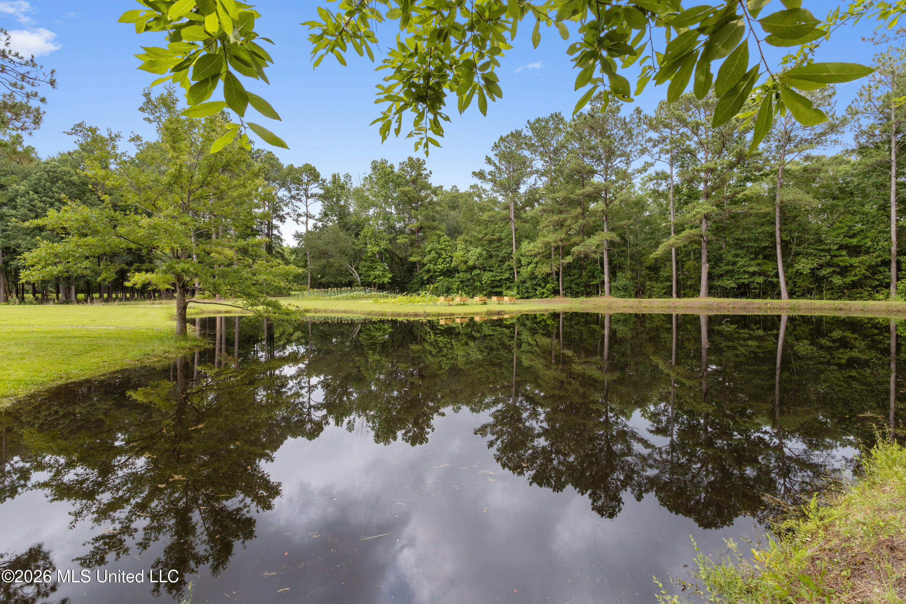 11208 Hillside Hollow Road