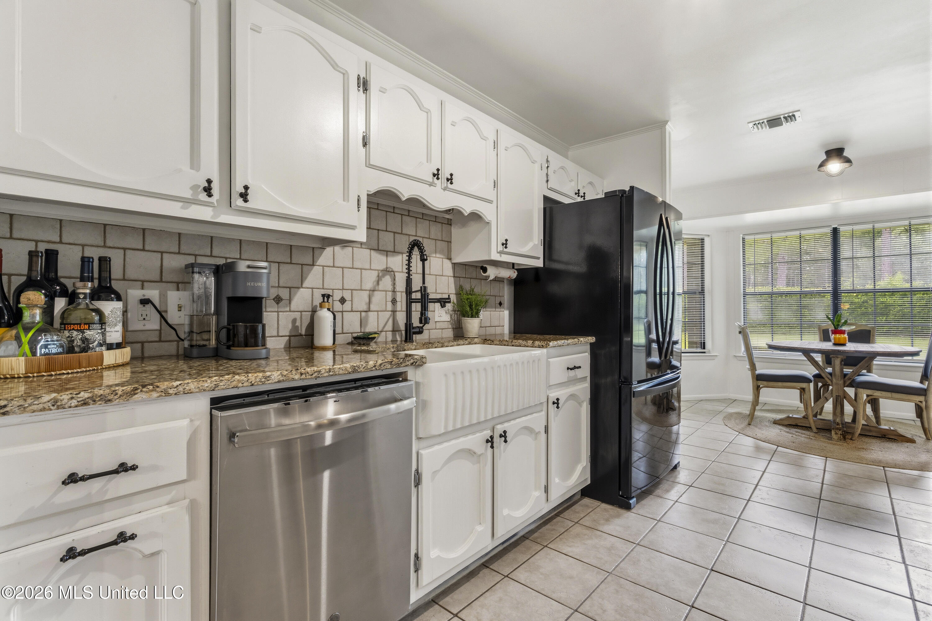 11208 Hillside Hollow Road