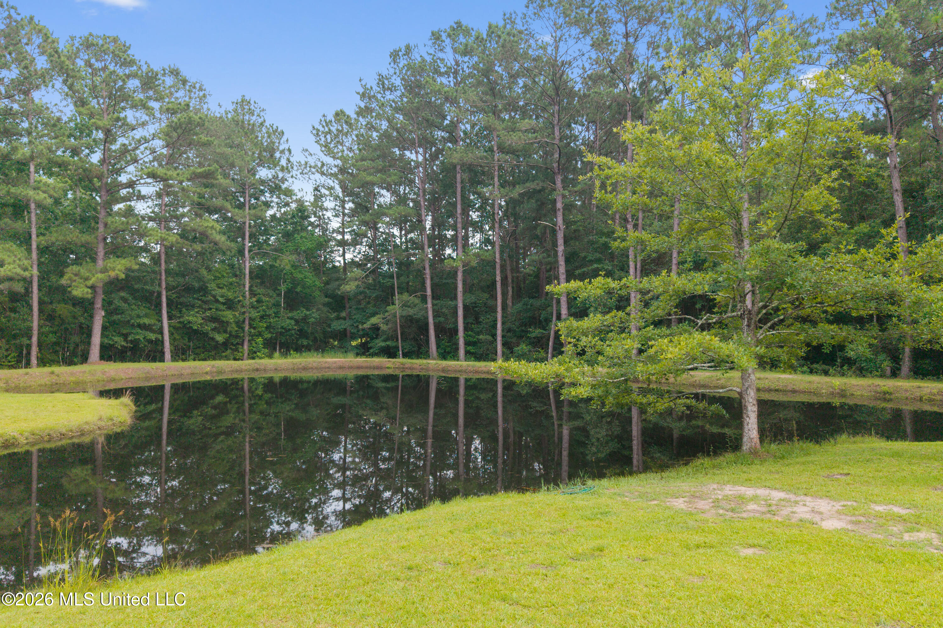 11208 Hillside Hollow Road