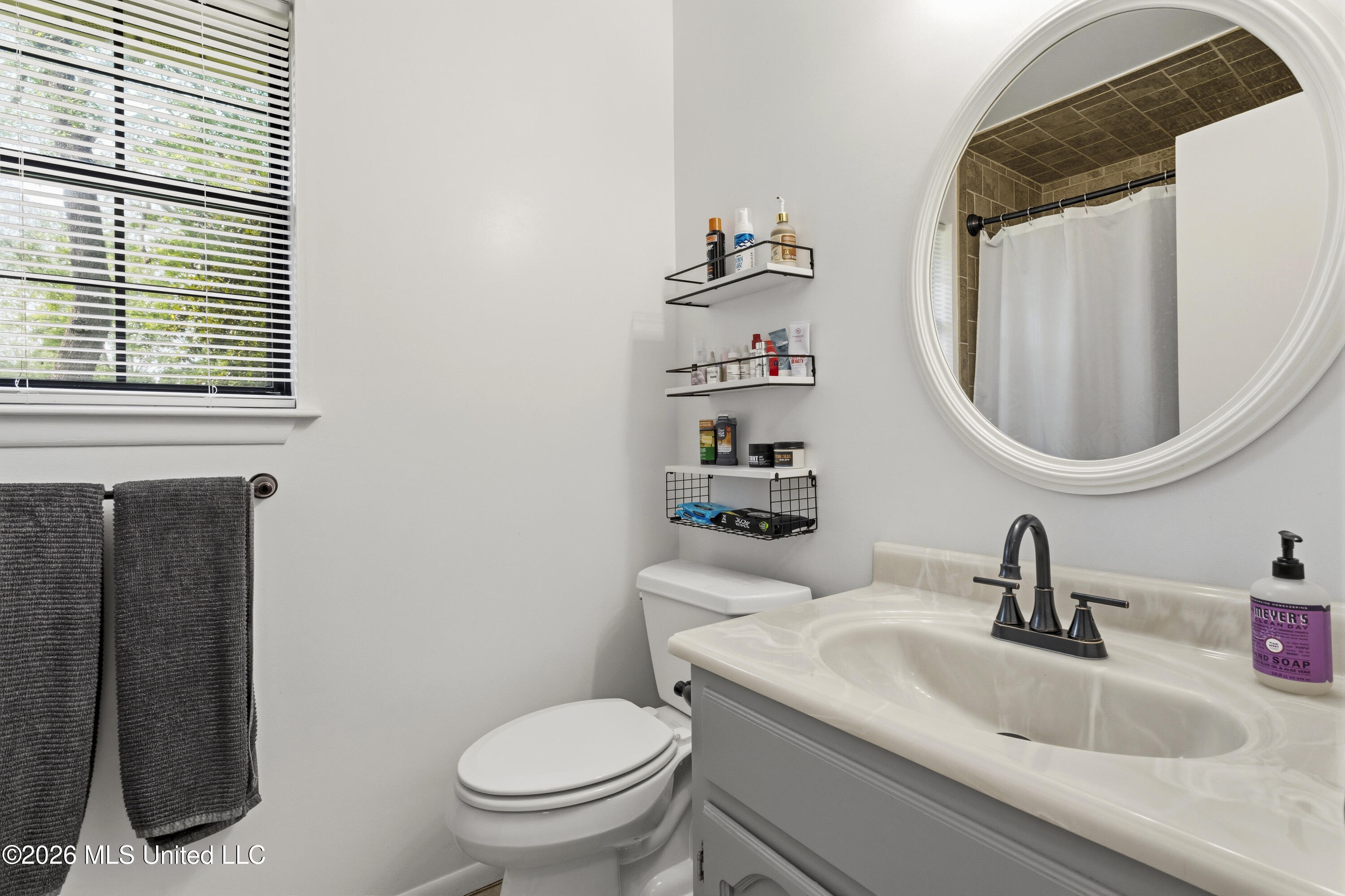 11208 Hillside Hollow Road