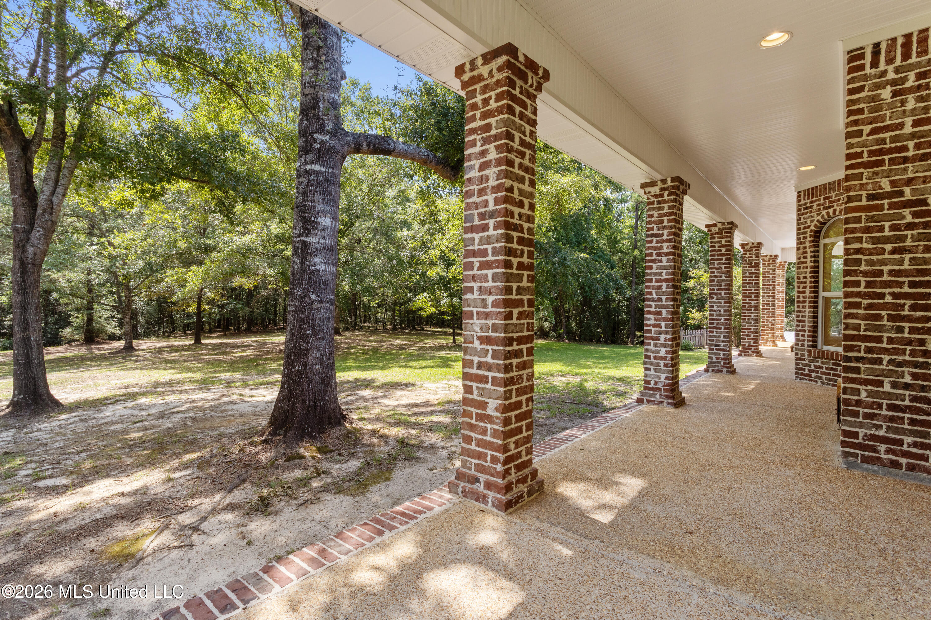16109 Roberts Road