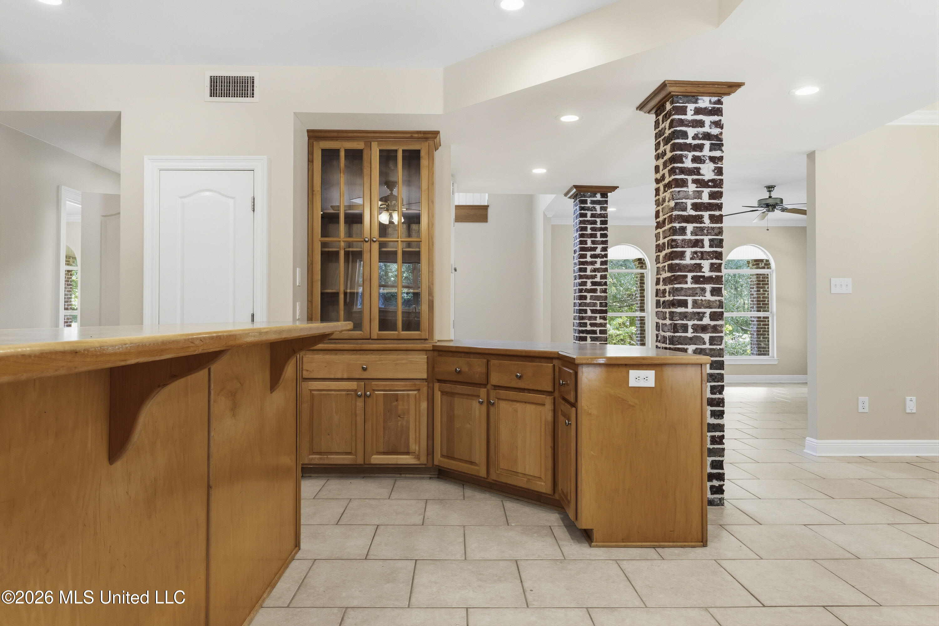 16109 Roberts Road