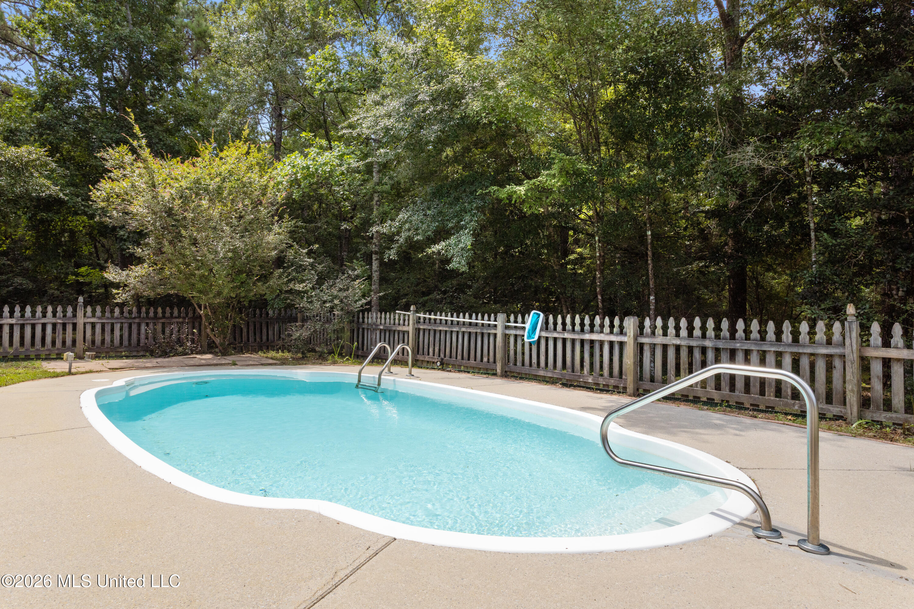 16109 Roberts Road