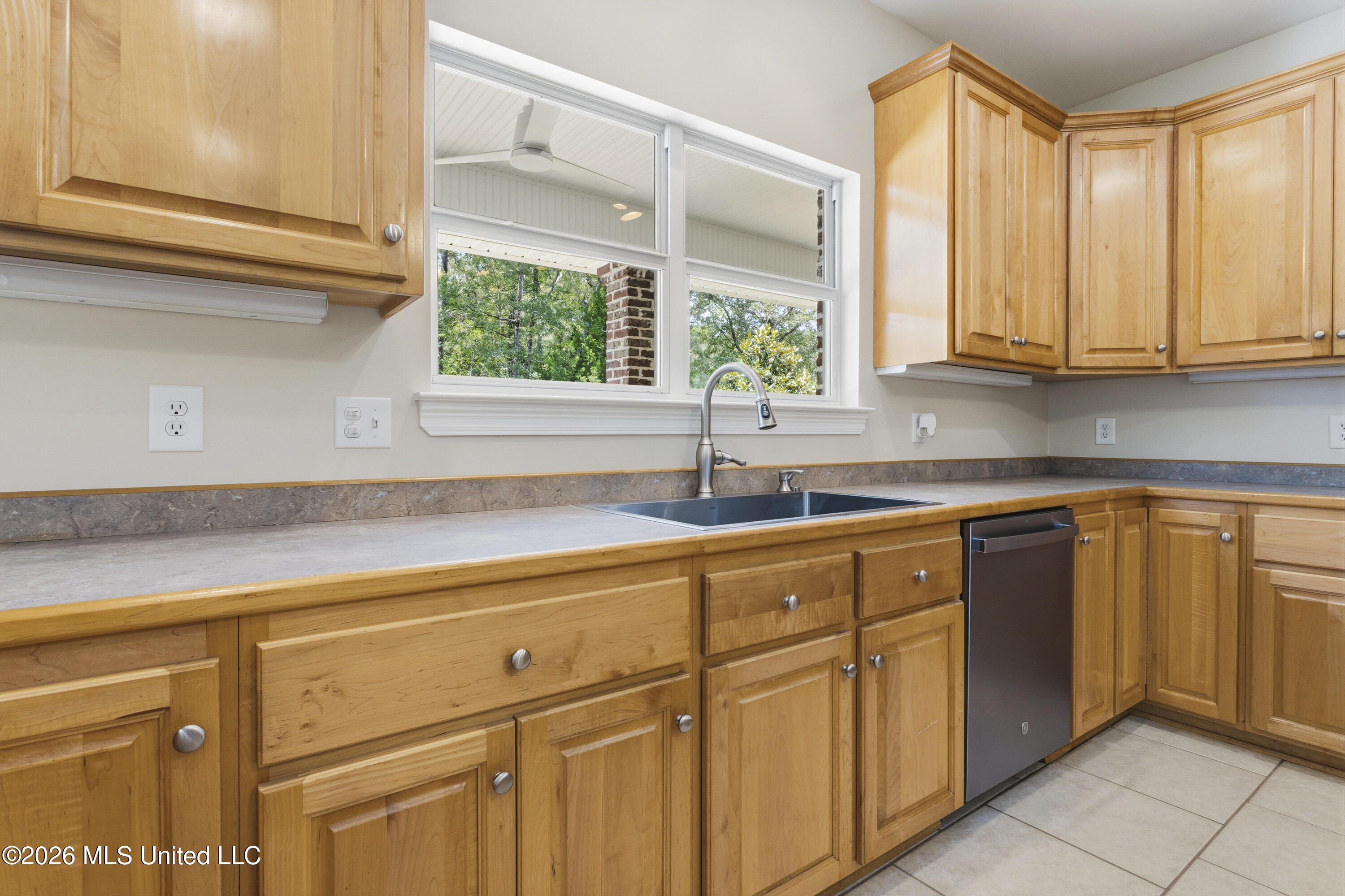 16109 Roberts Road