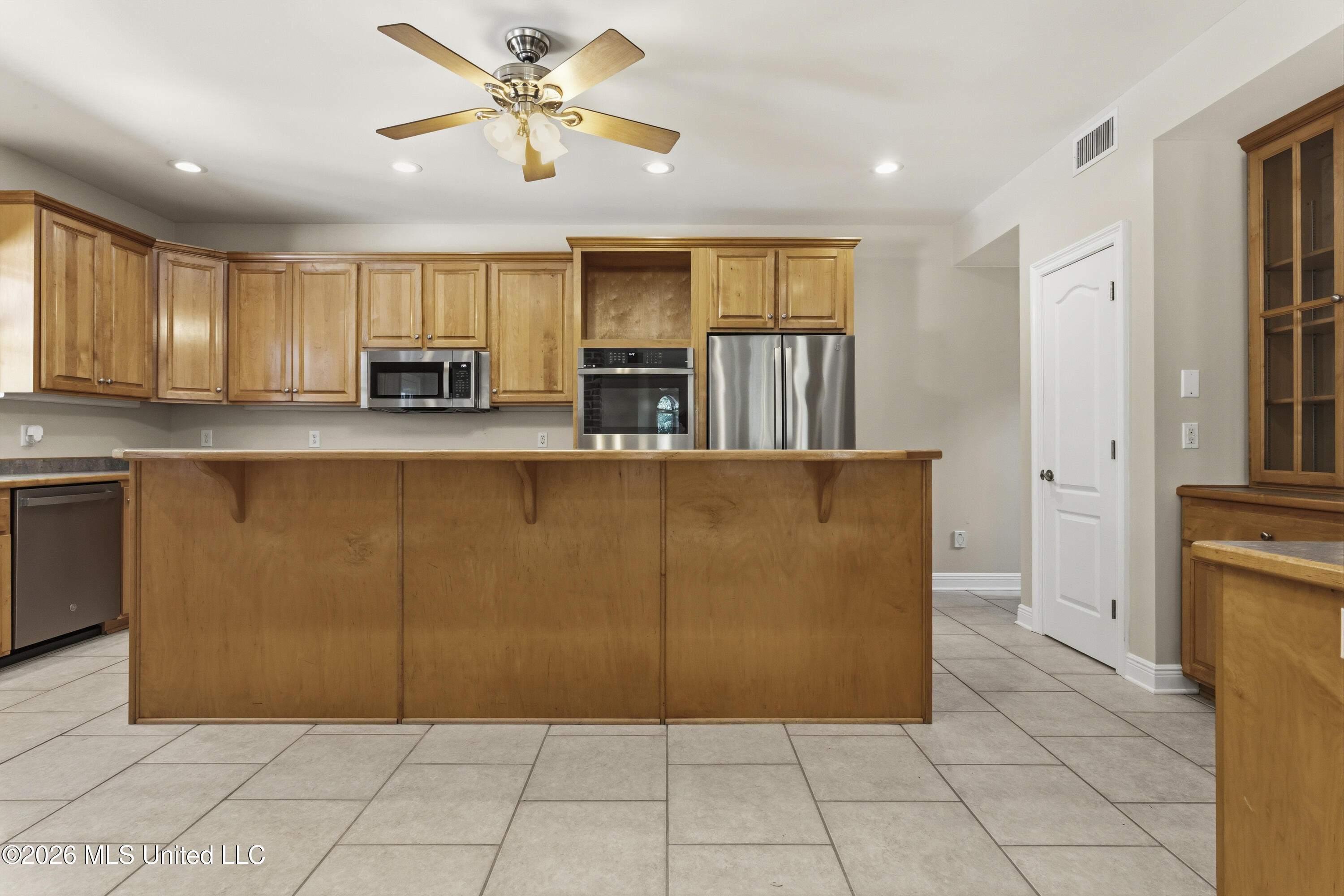 16109 Roberts Road