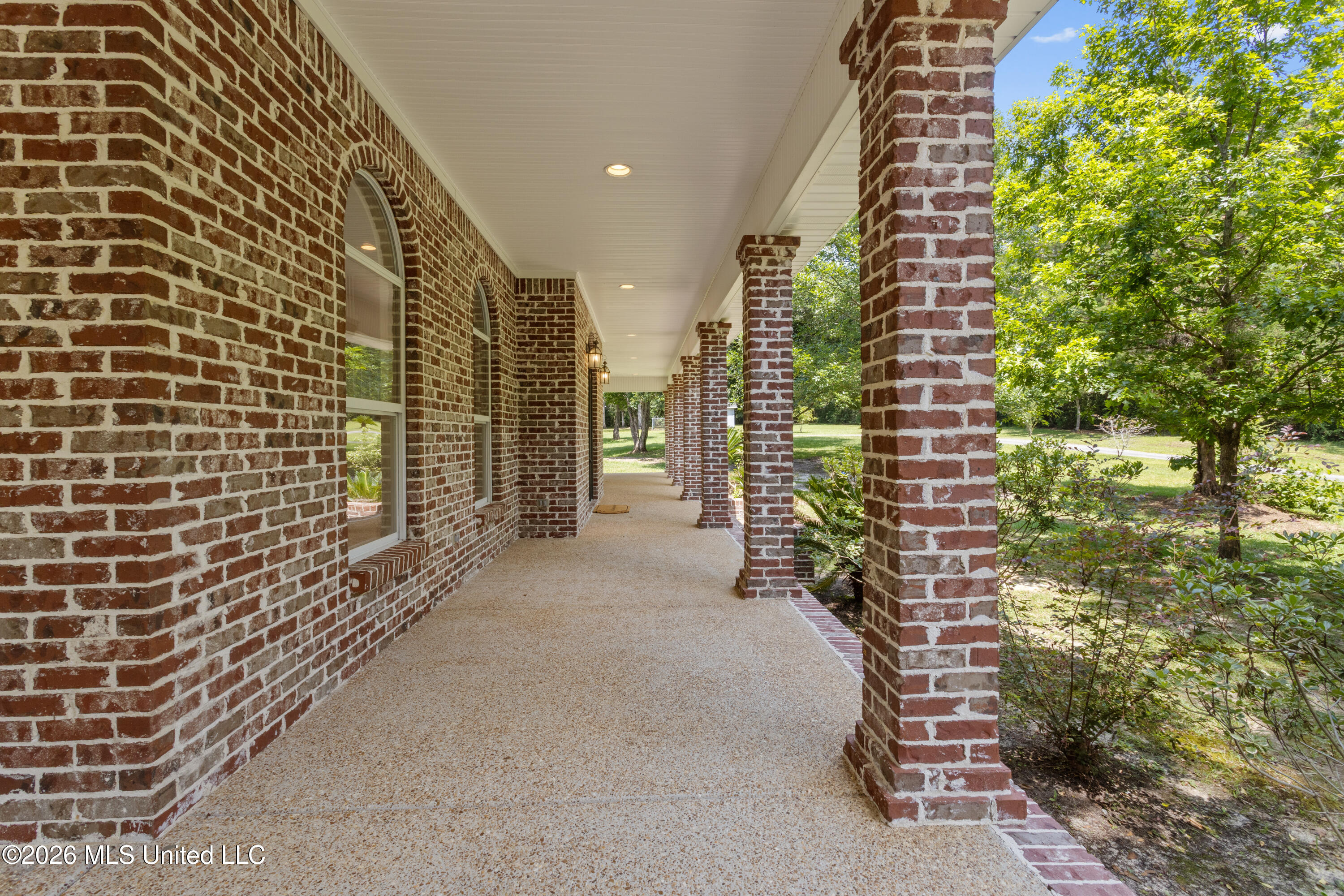 16109 Roberts Road