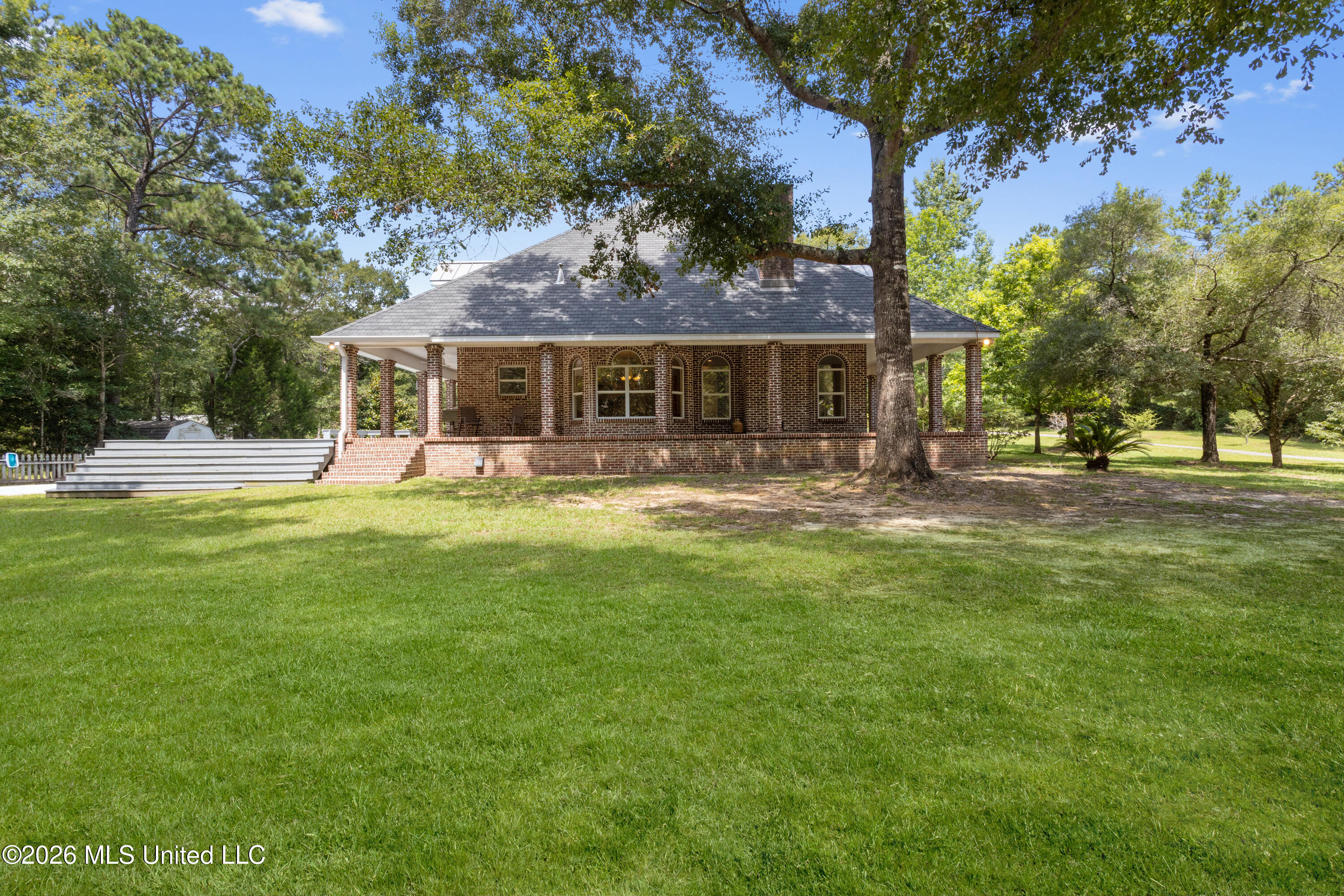 16109 Roberts Road