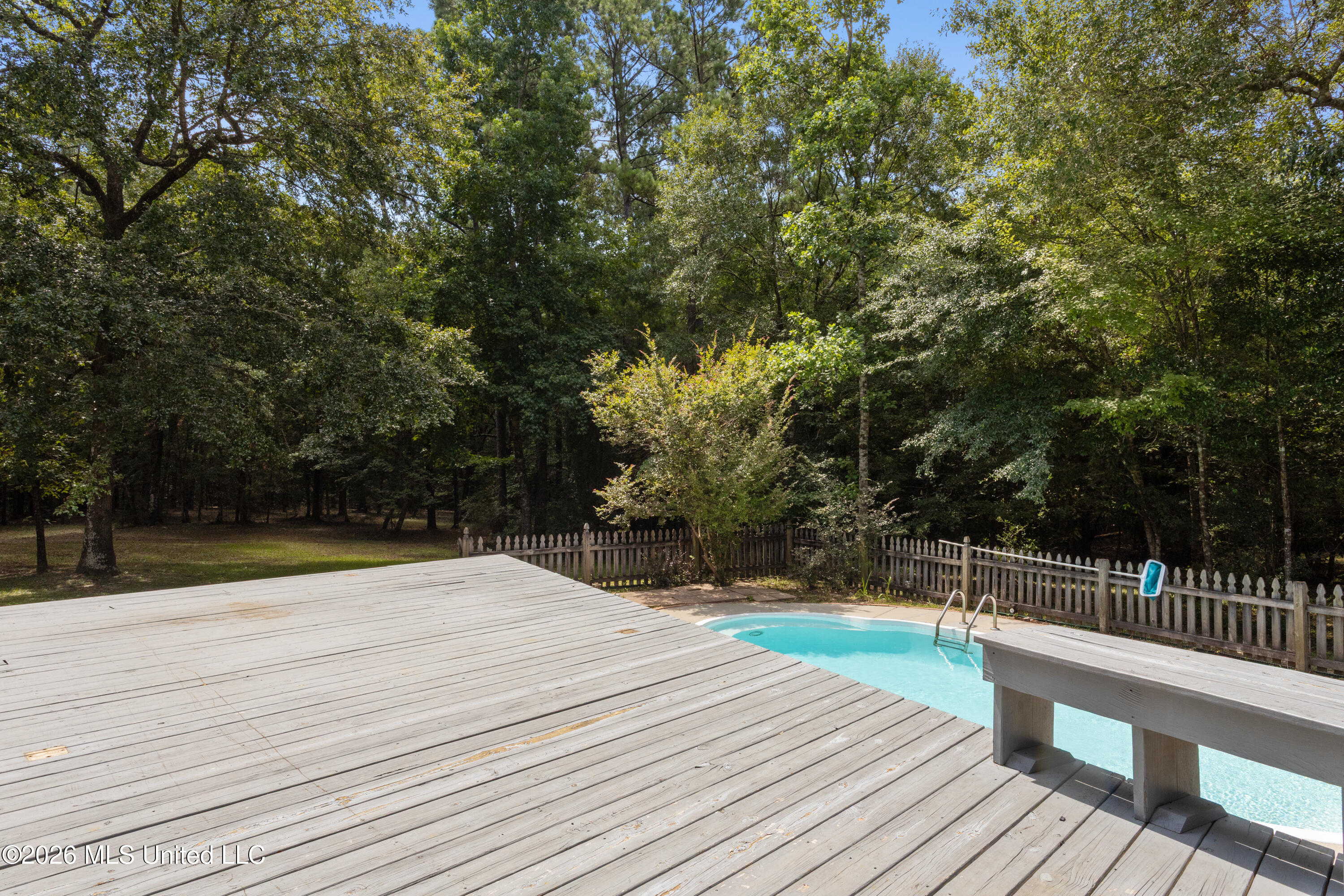 16109 Roberts Road
