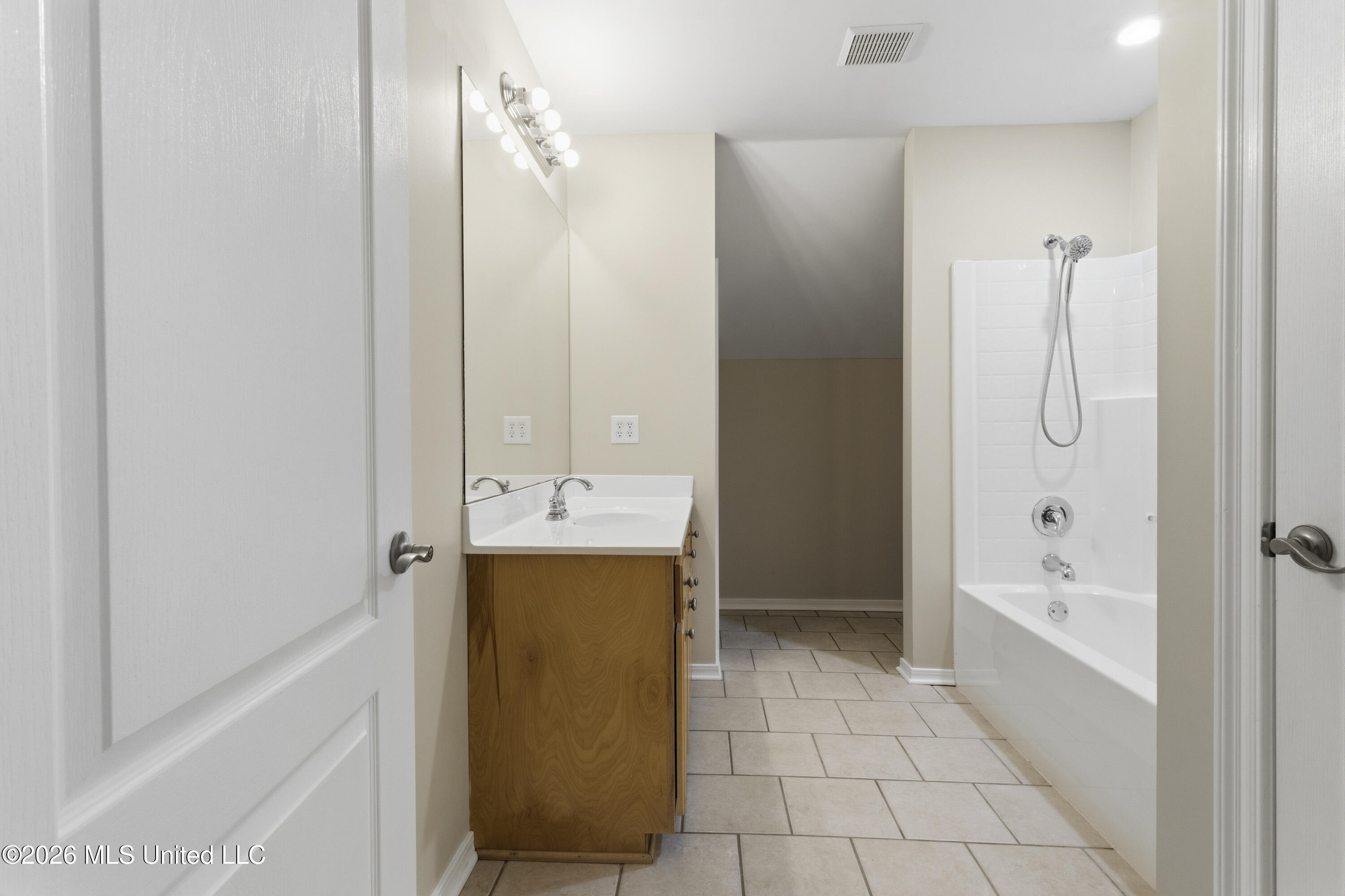 16109 Roberts Road