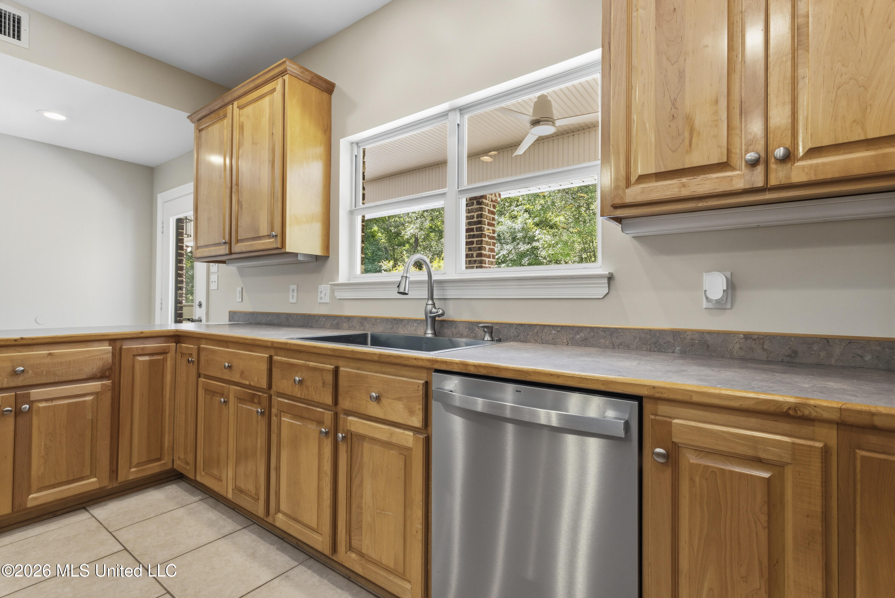 16109 Roberts Road