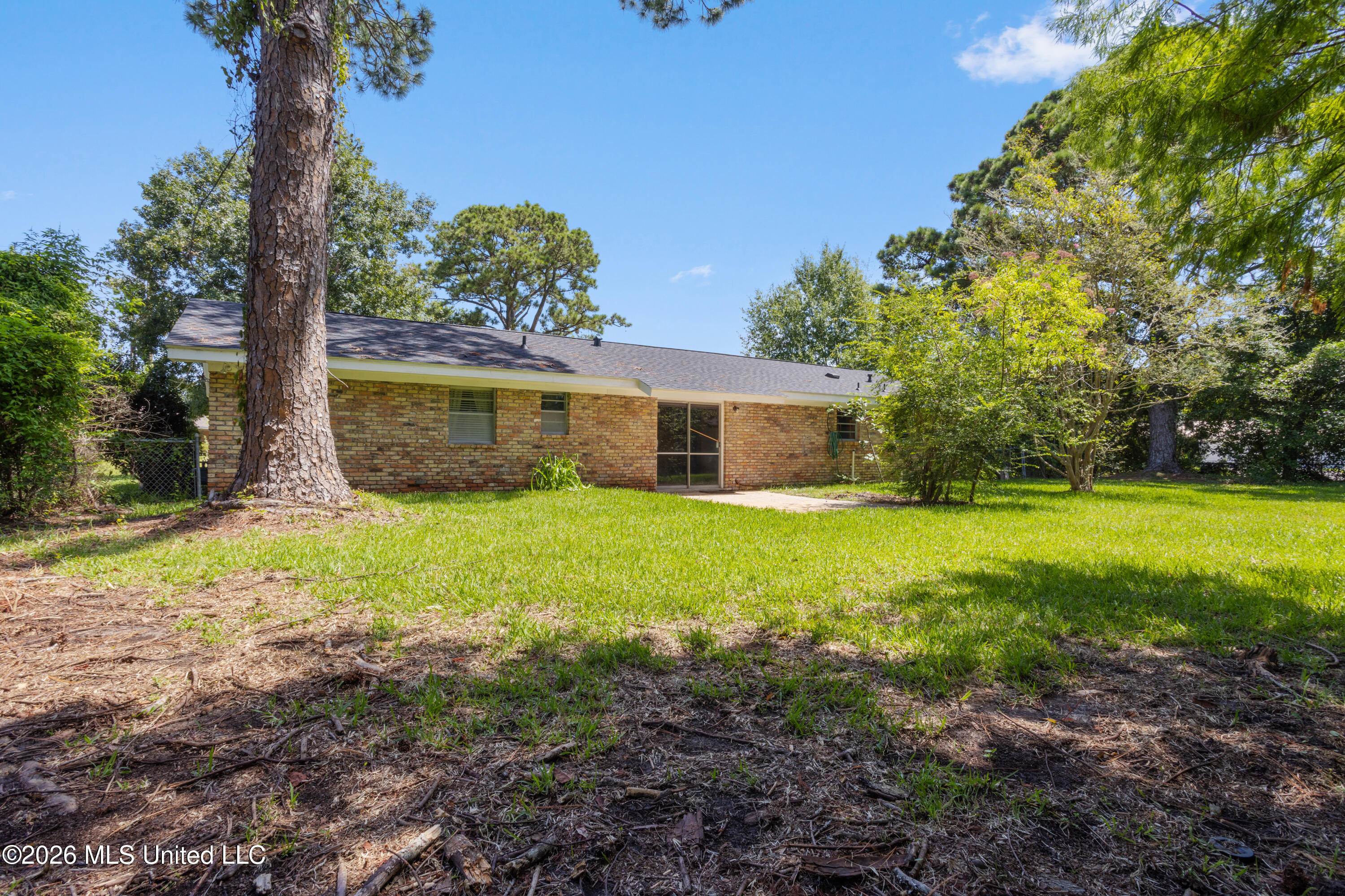 2518 Parkwood Place