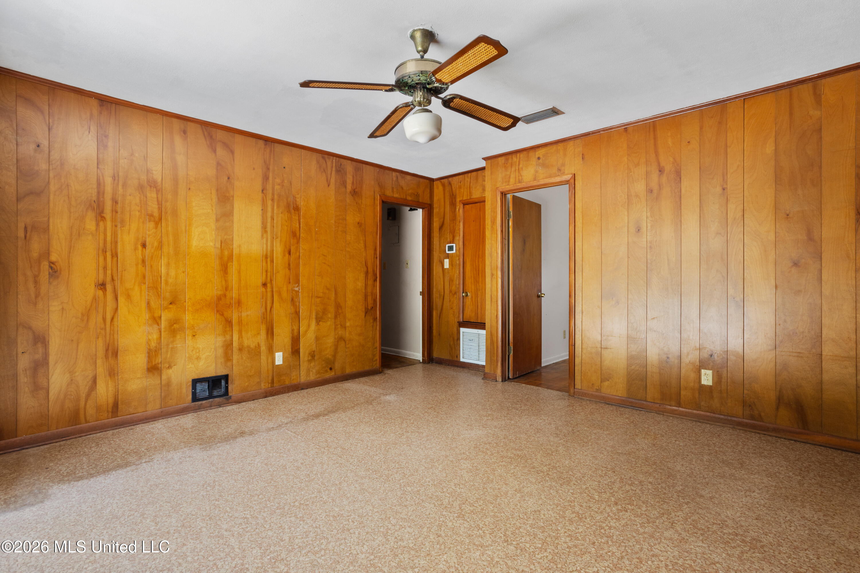 2518 Parkwood Place
