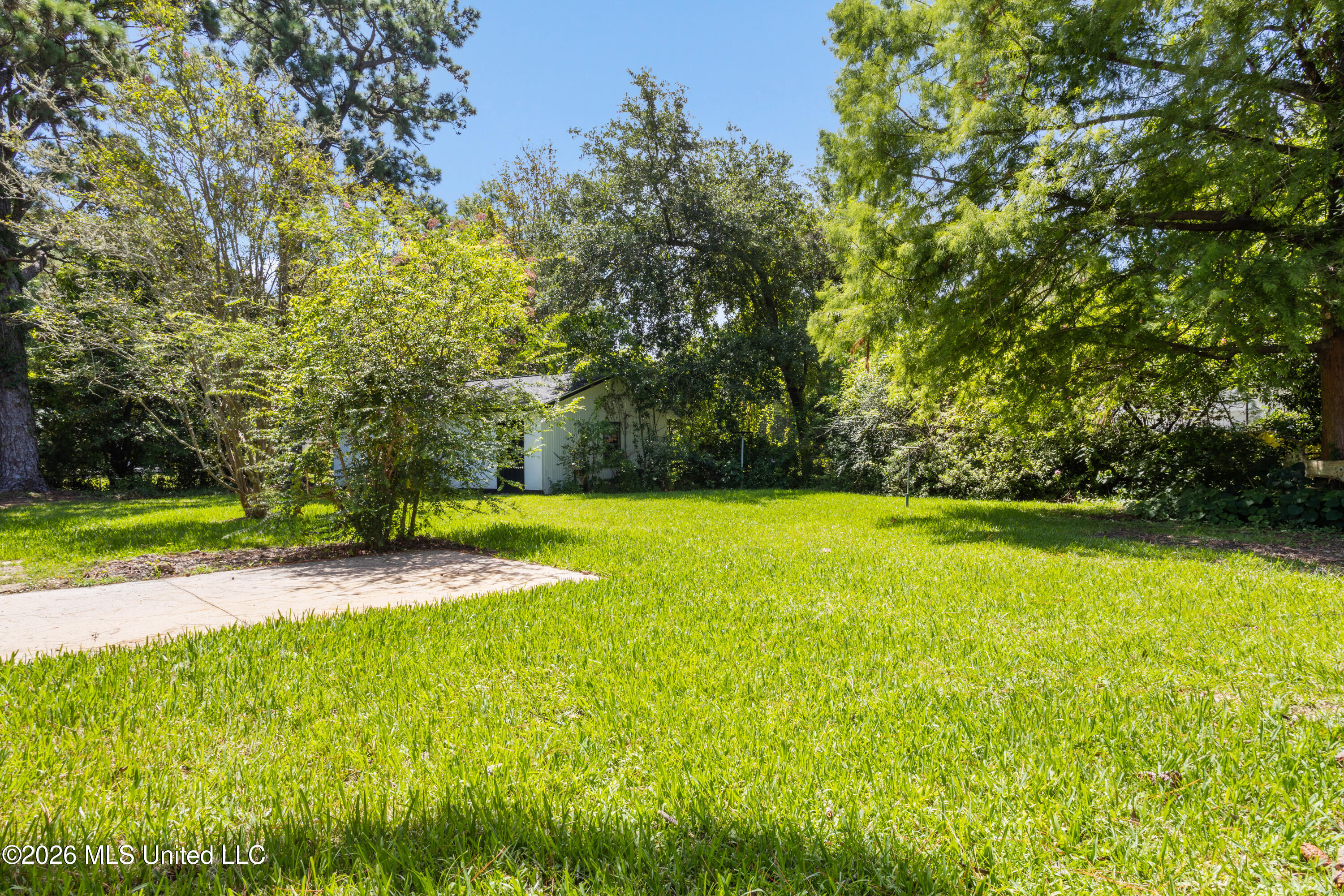 2518 Parkwood Place
