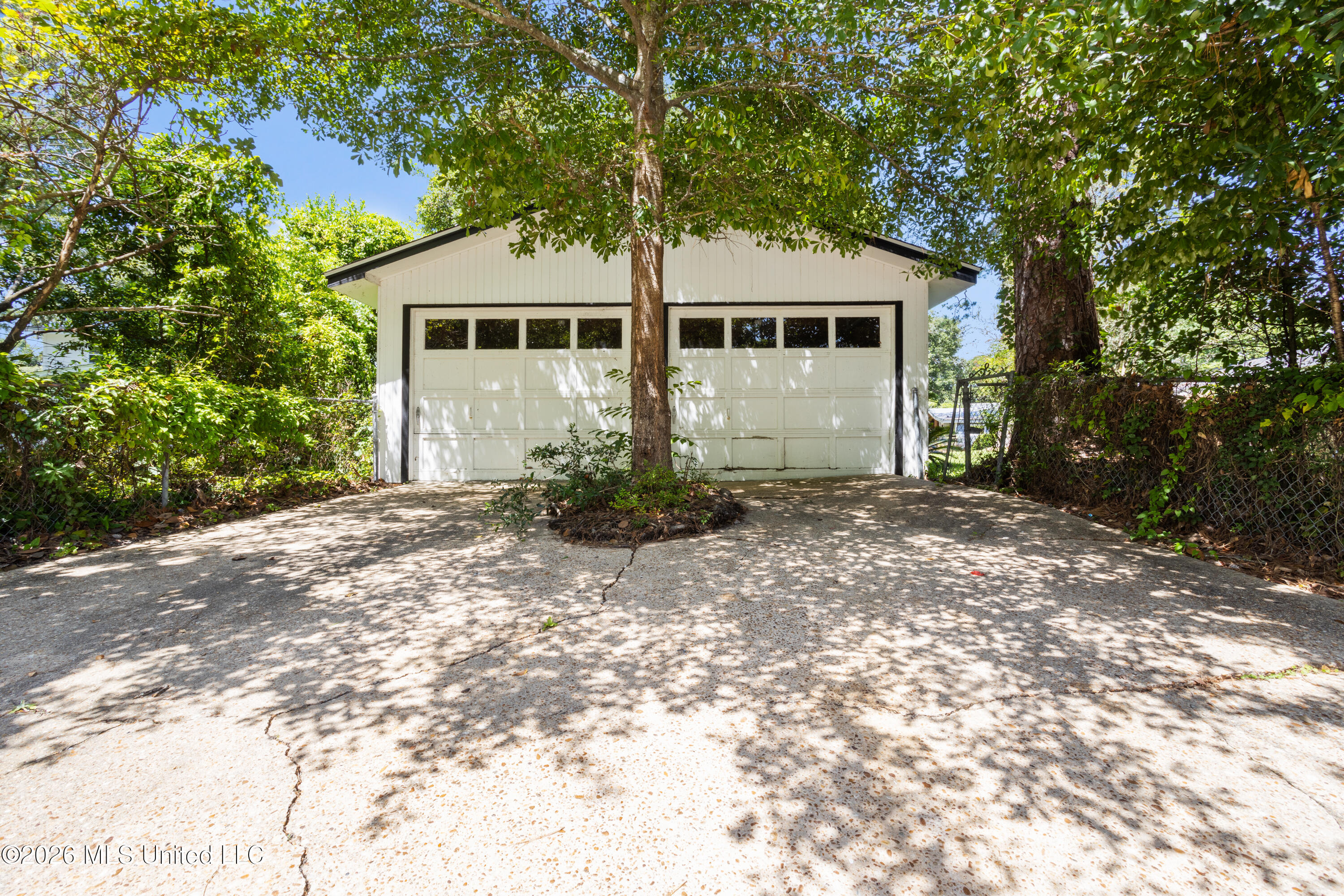 2518 Parkwood Place