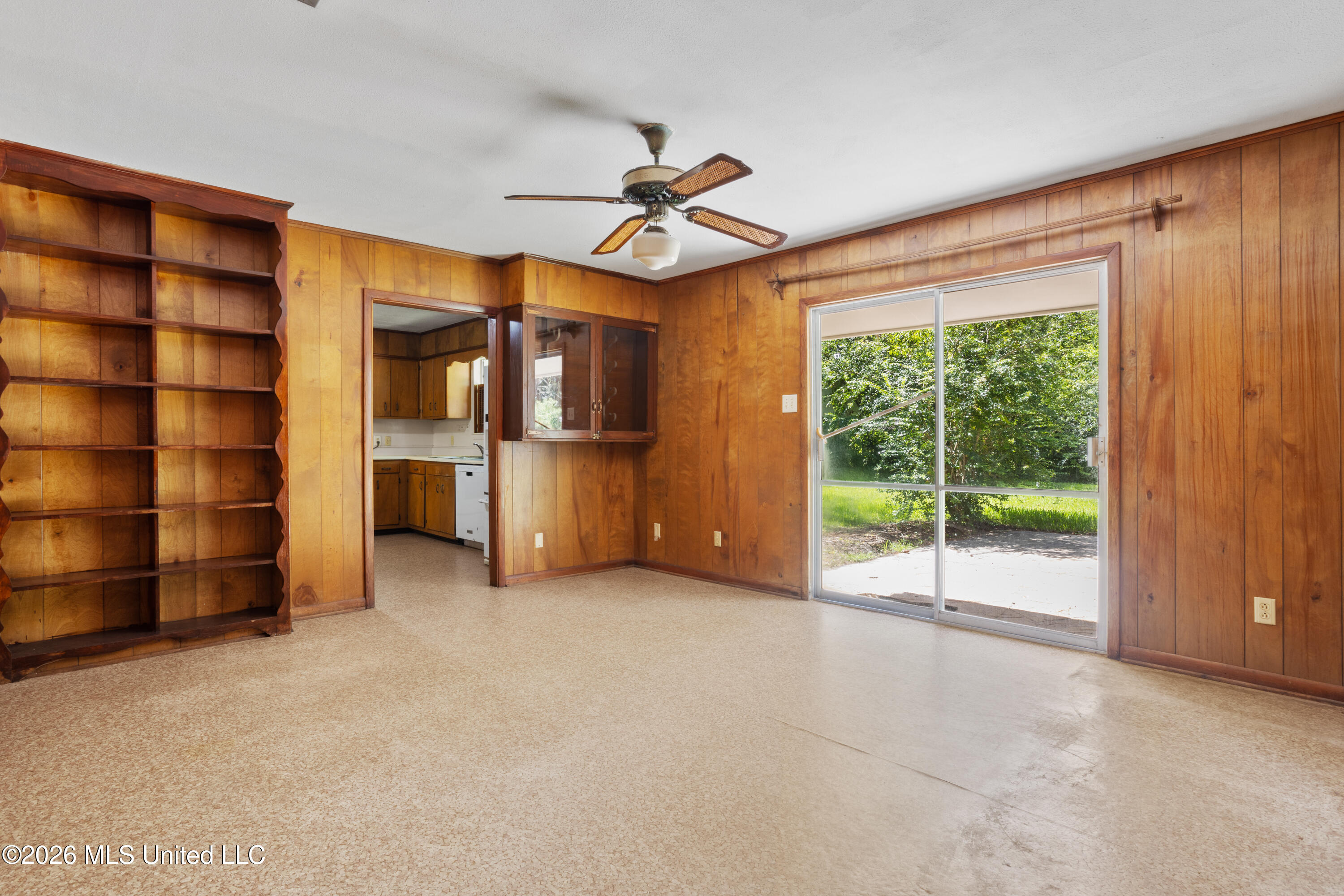 2518 Parkwood Place