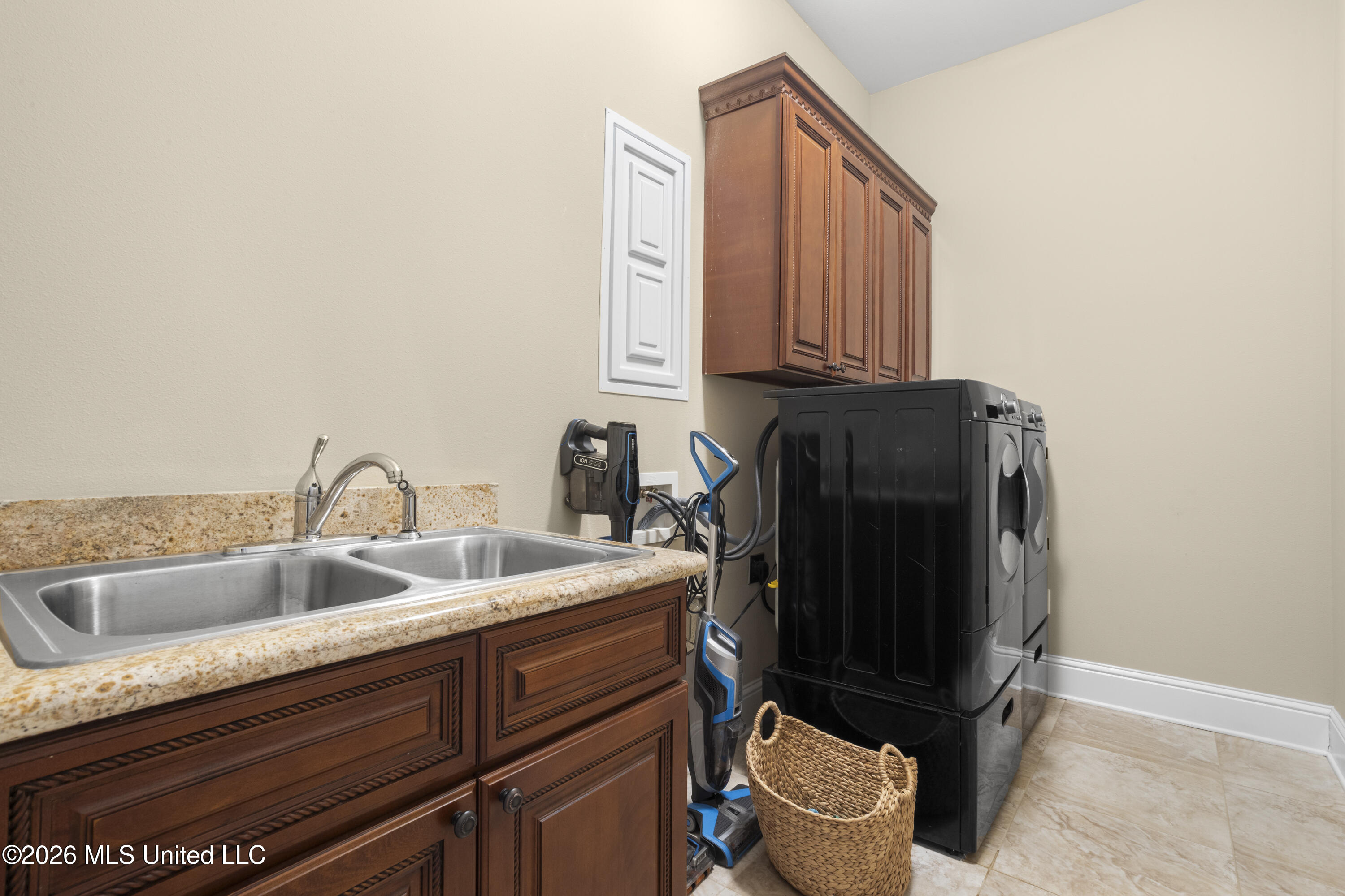 526 Palm Breeze Drive