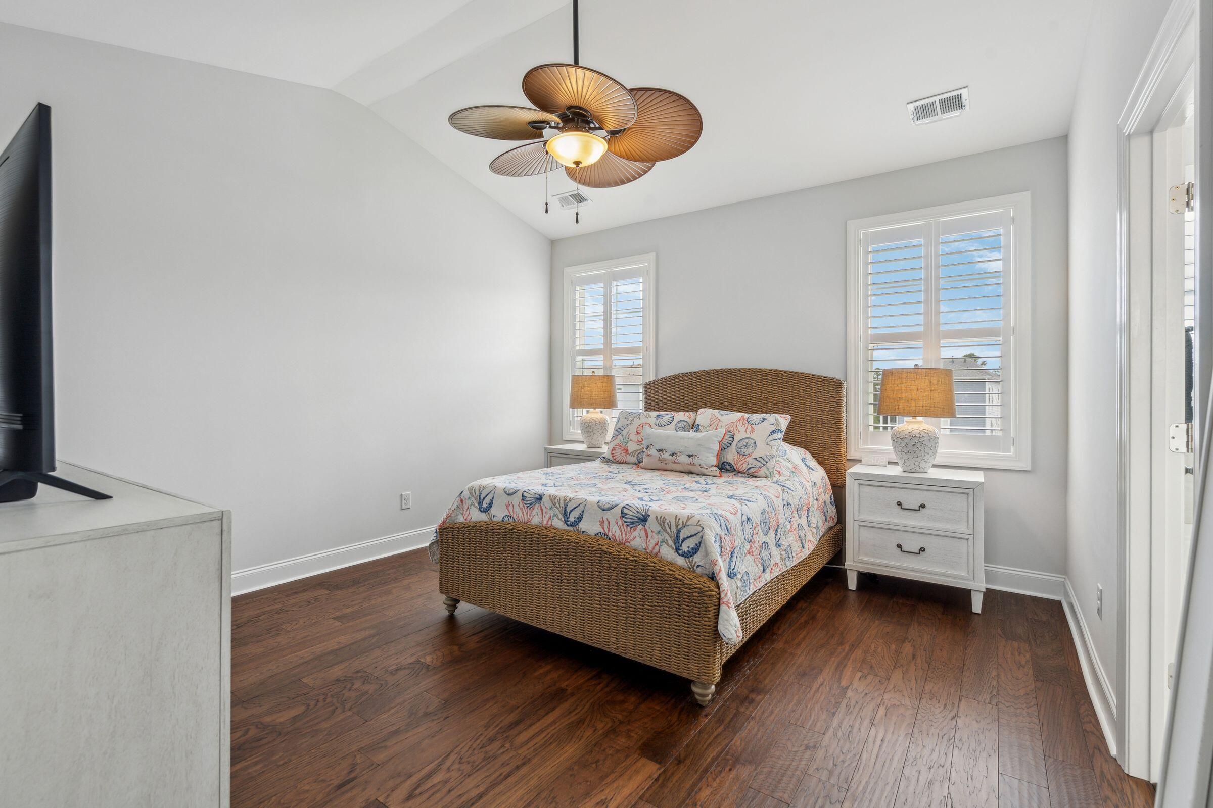 2272 Hamlin Sound Circle