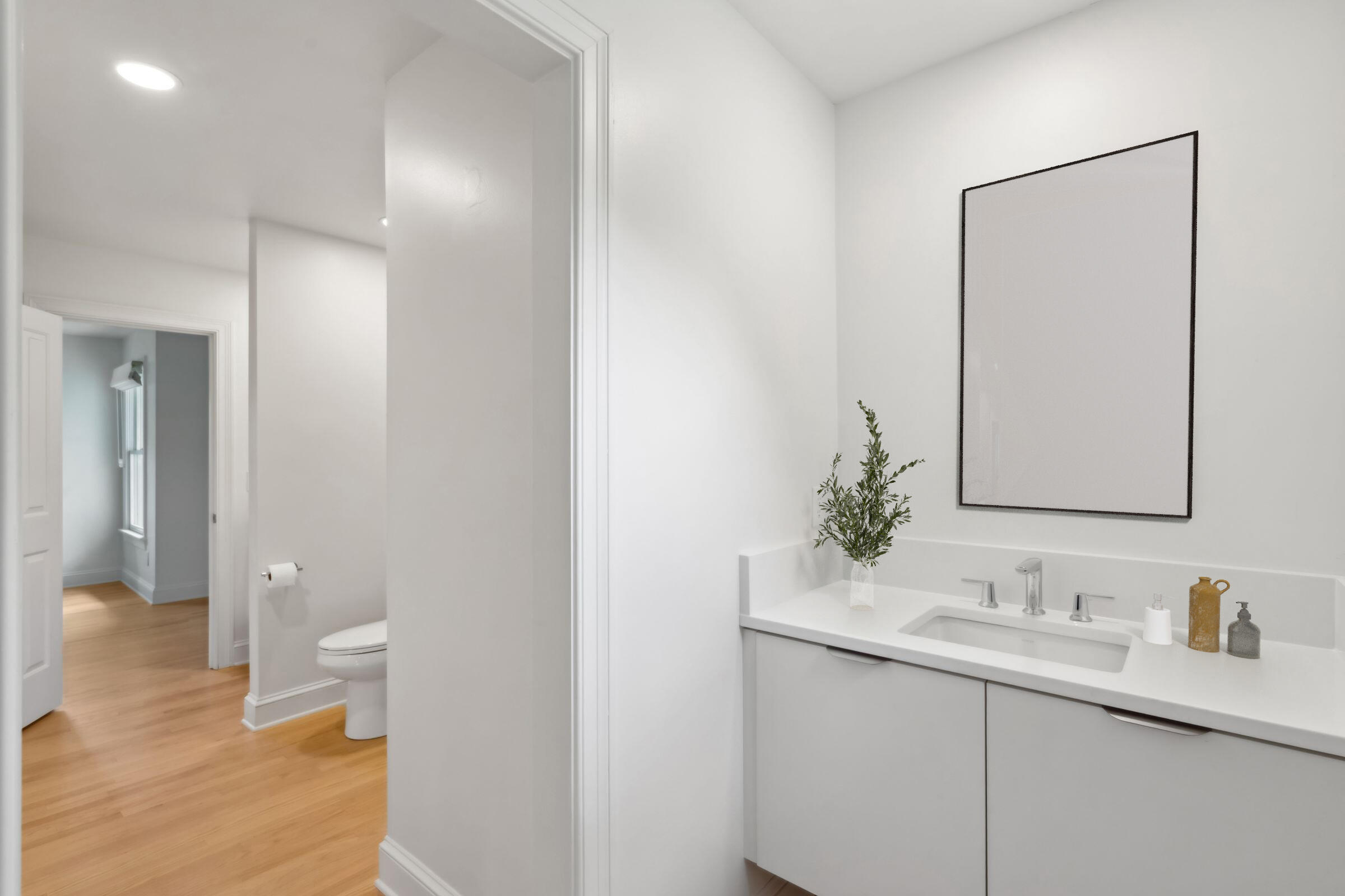 2275 Captain Waring Court