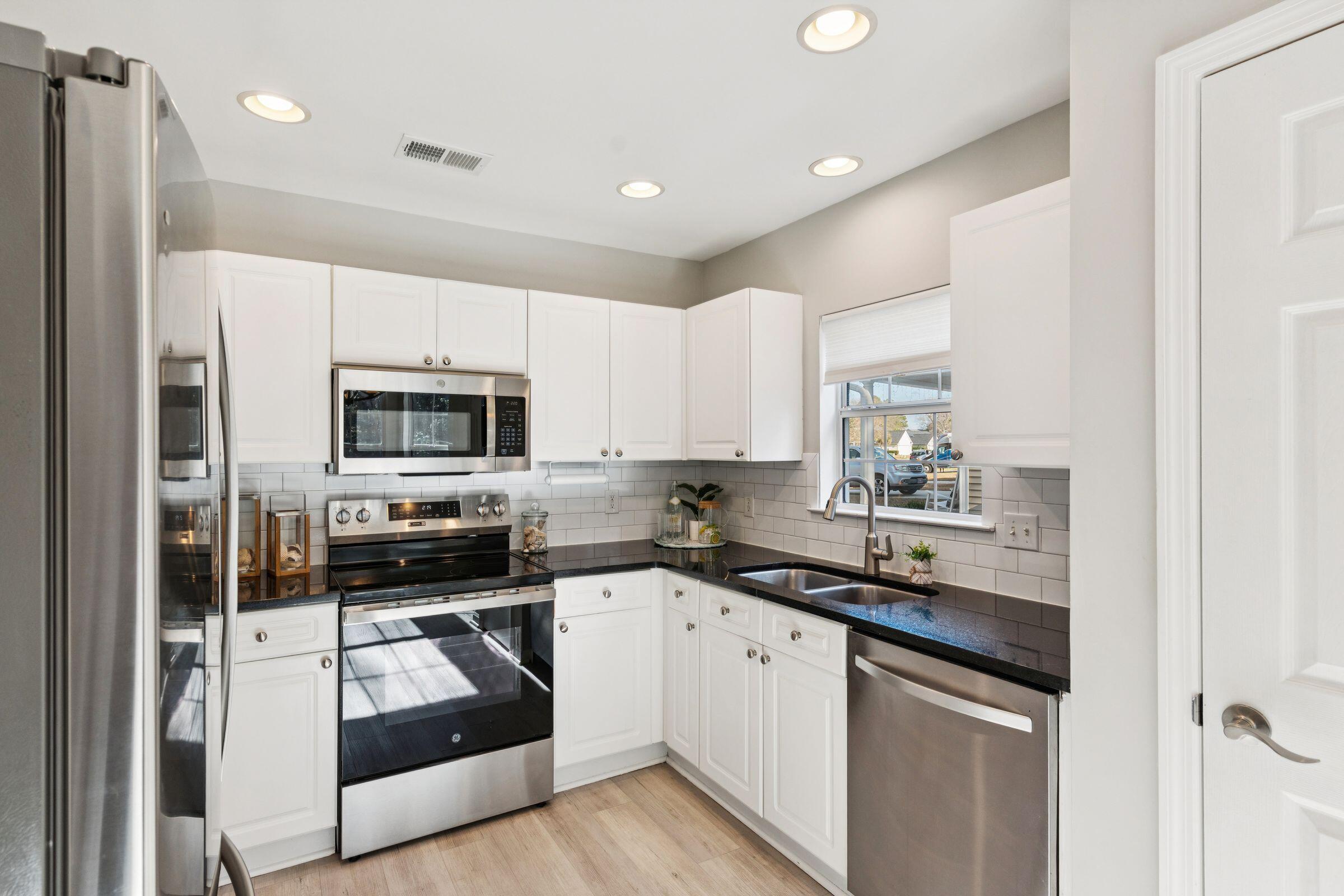 1461 Coopers Hawk Drive Drive