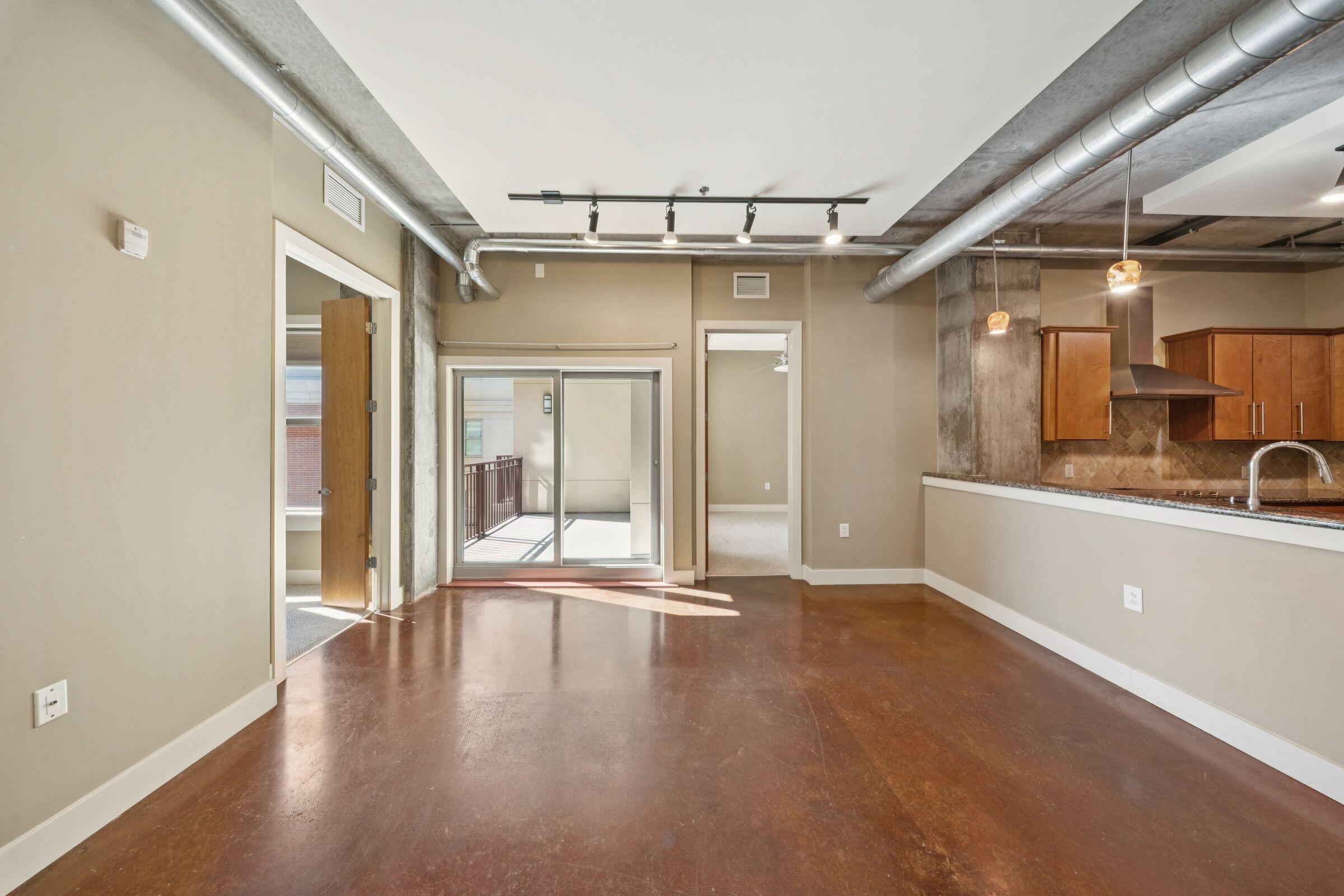 150 Bee Street # 716