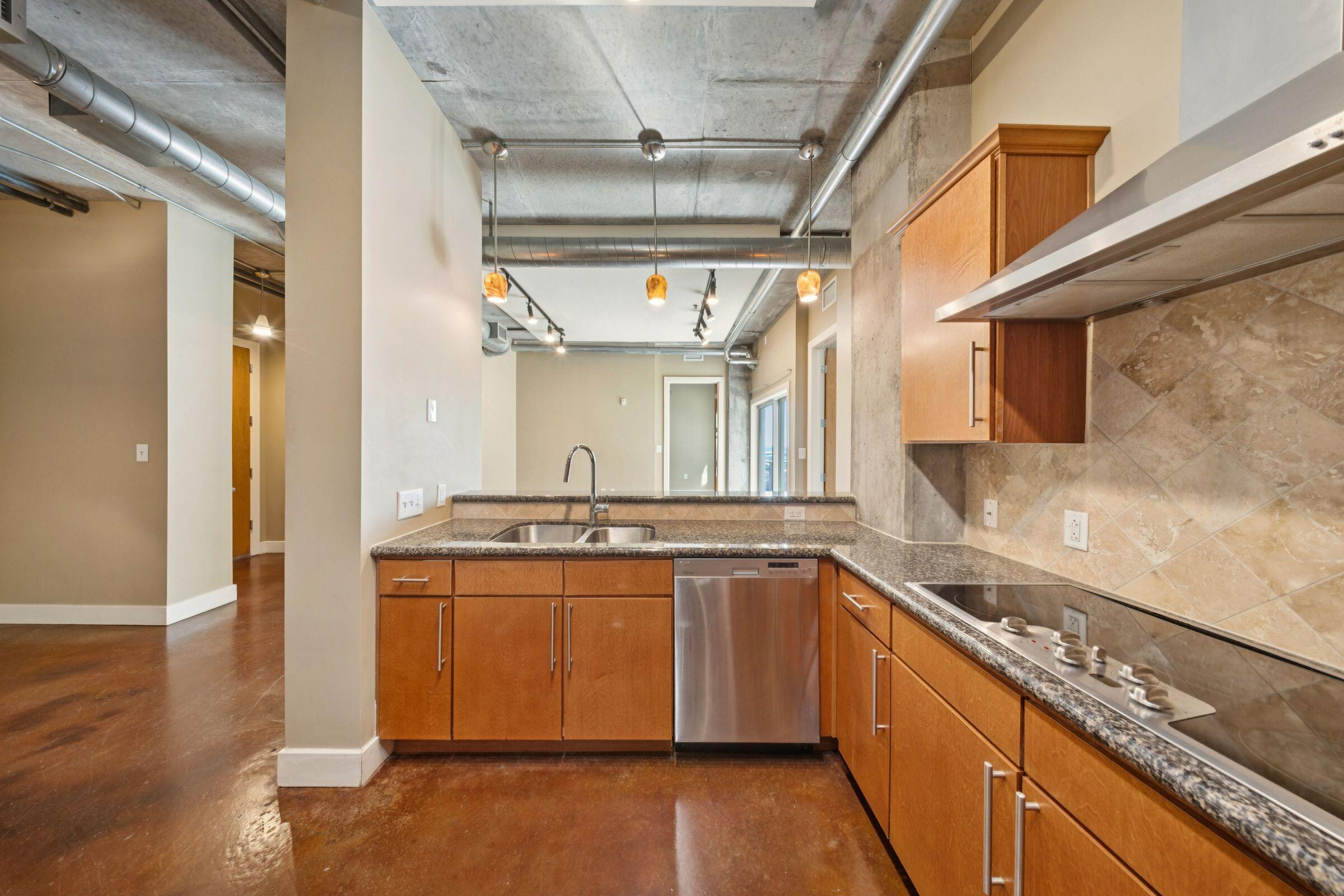 150 Bee Street # 716